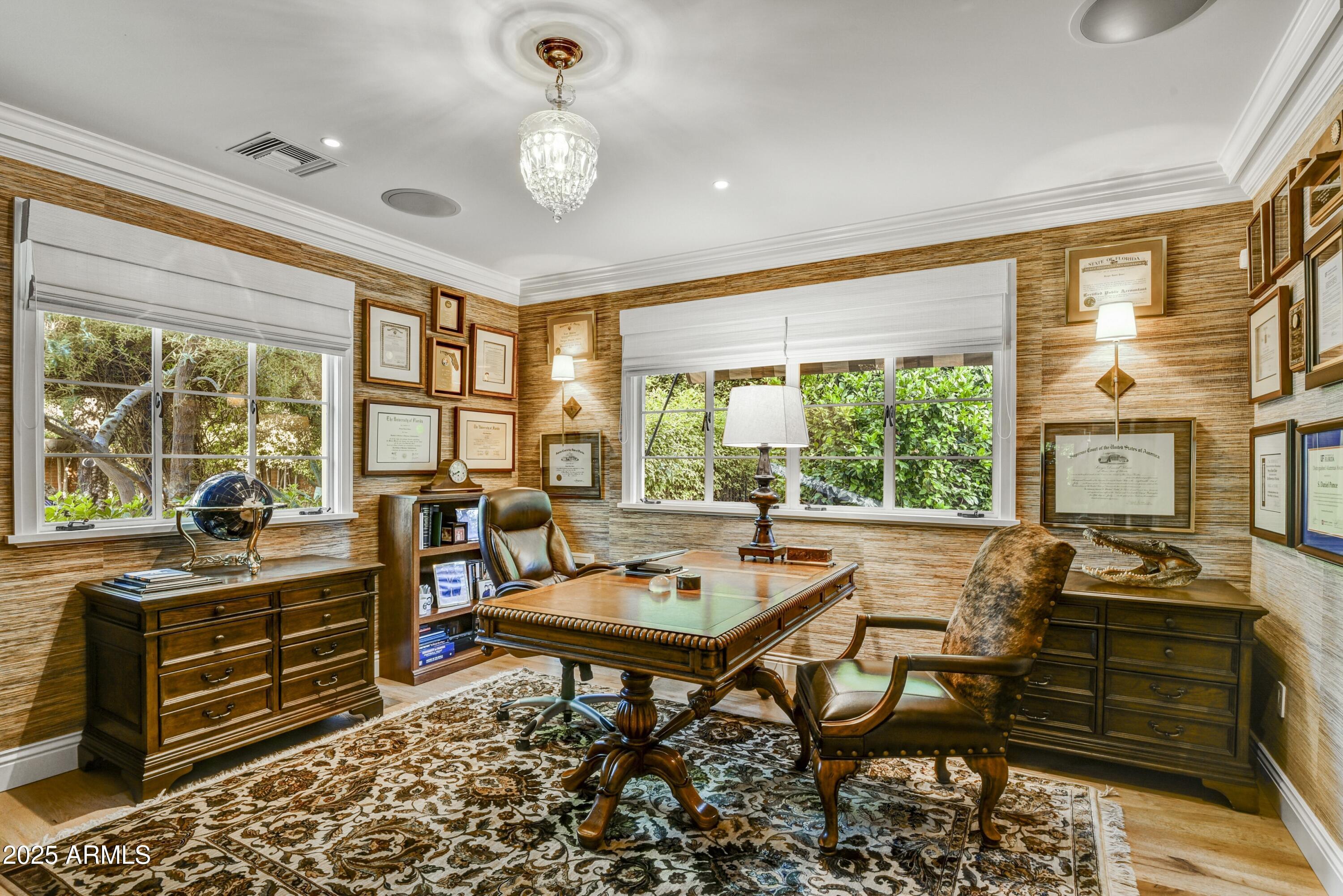 Country Club Manor - Residential