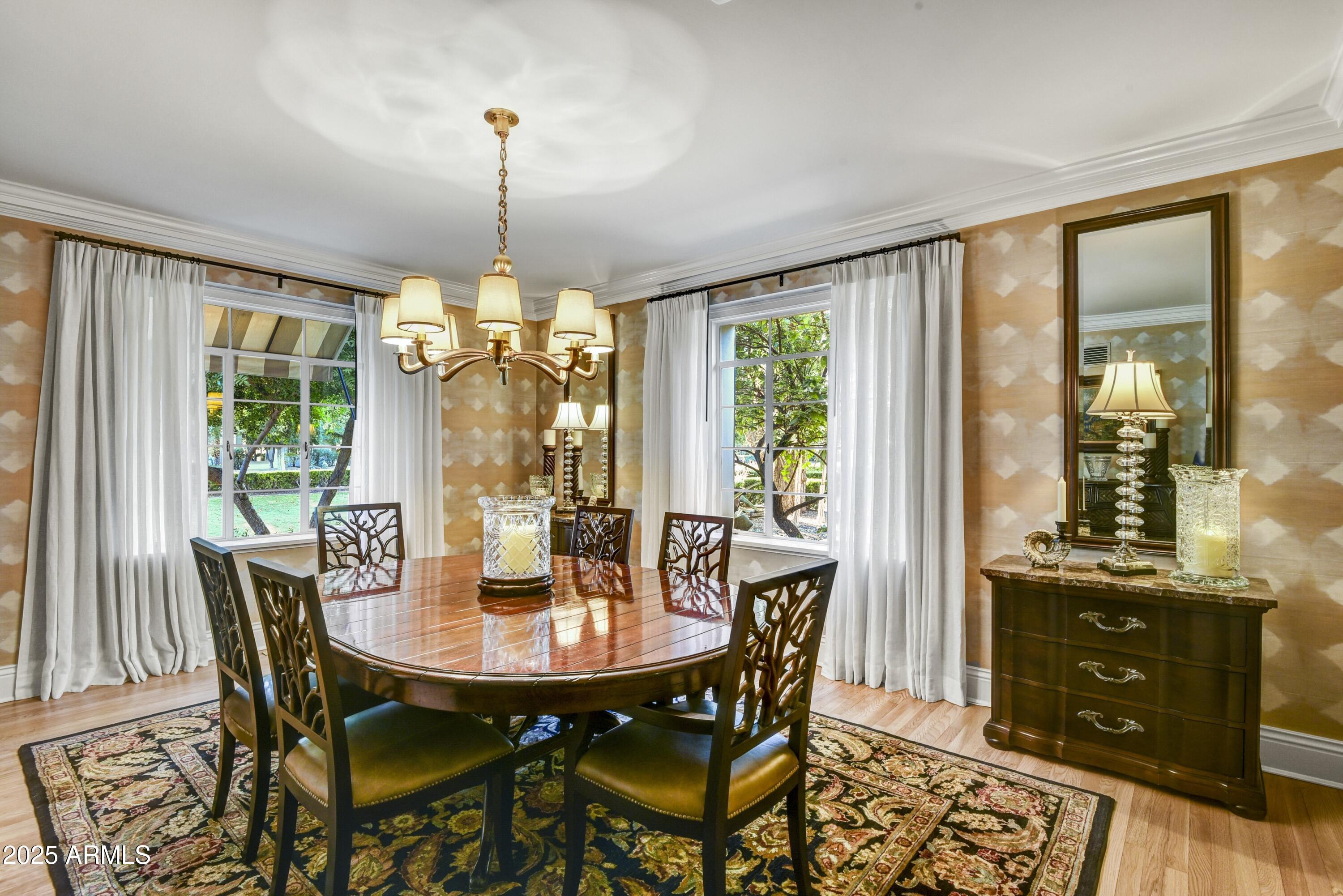 Country Club Manor - Residential