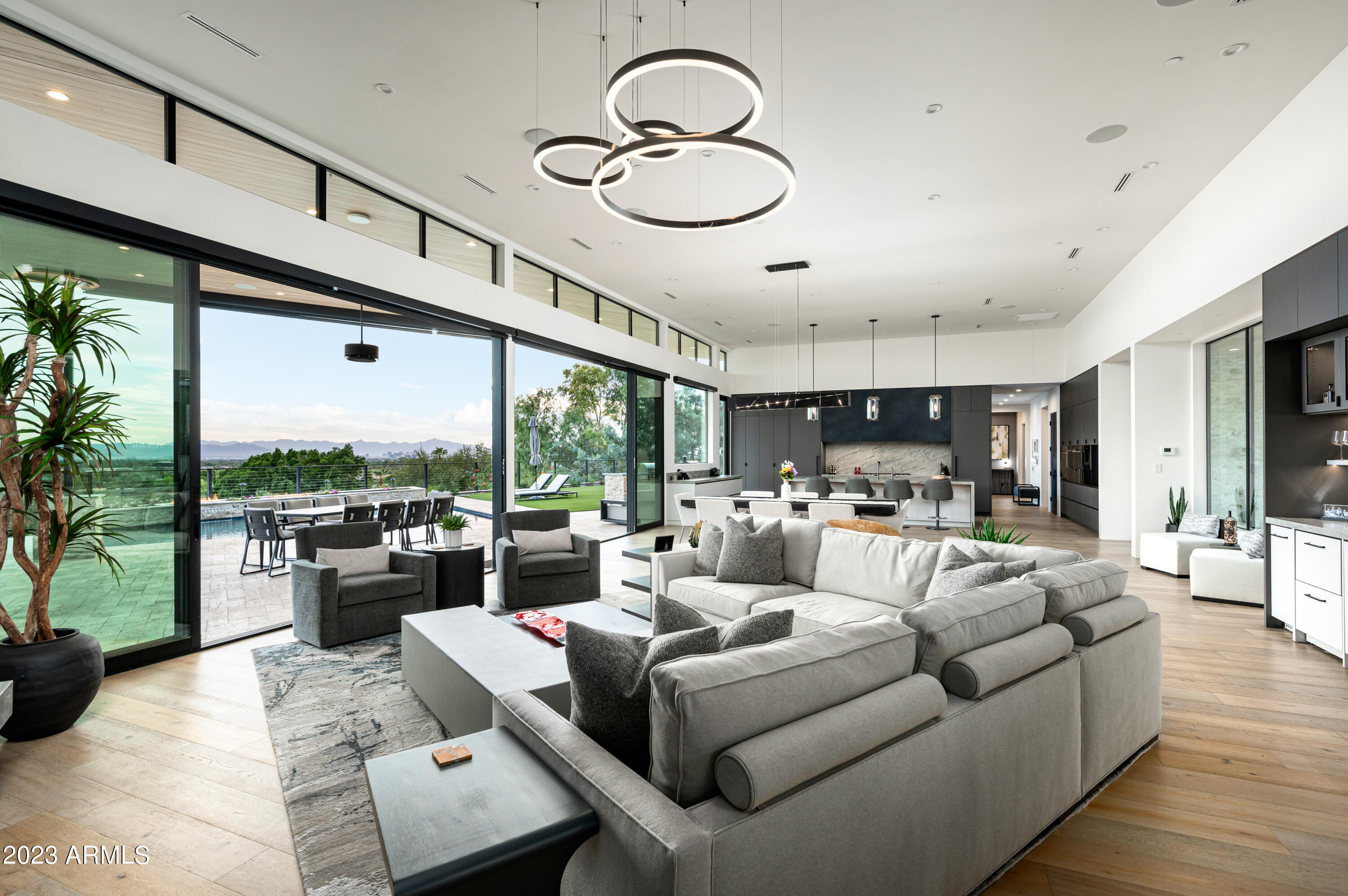 CAMELBACK FOOTHILLS 2 - Residential