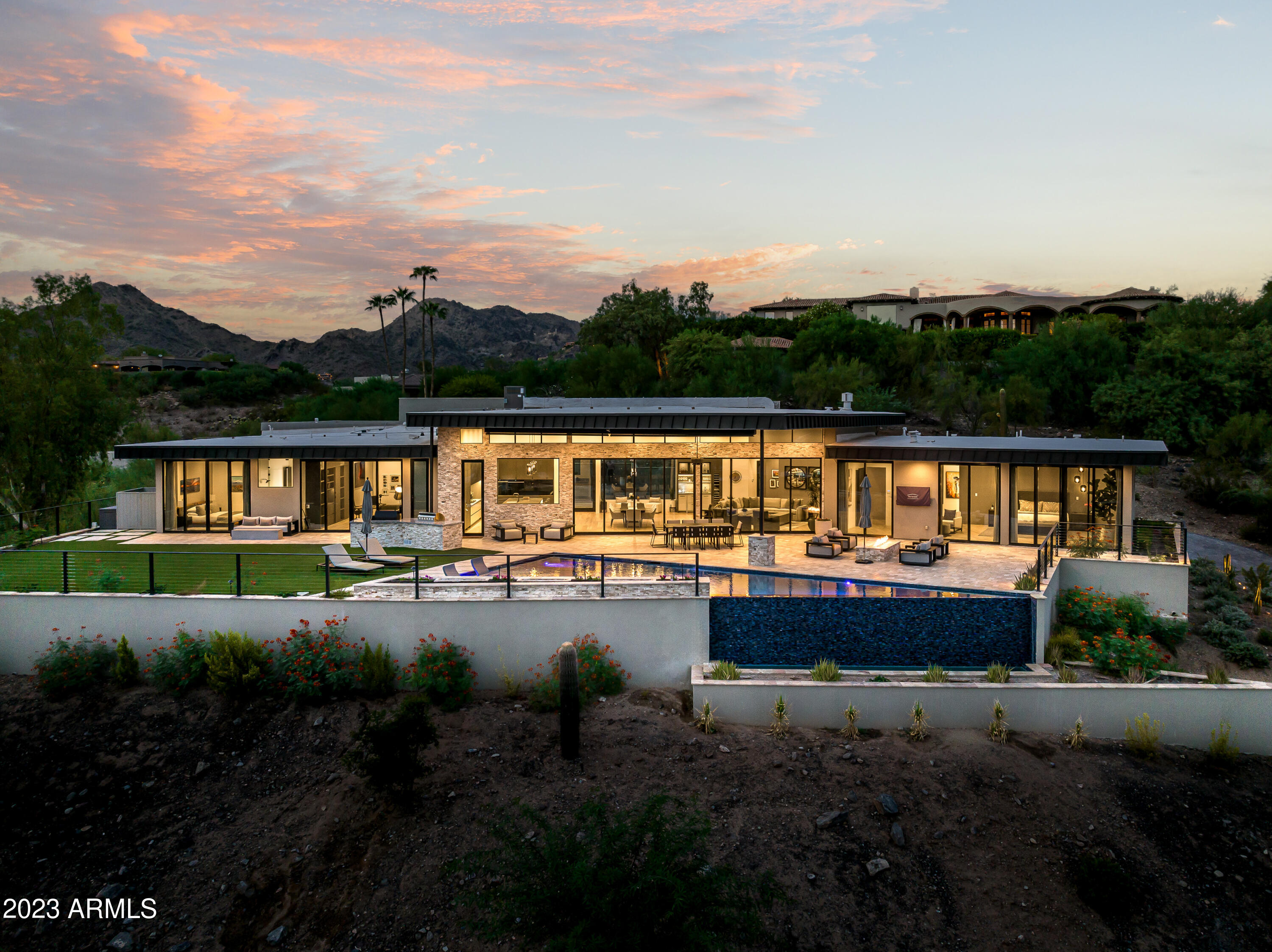 CAMELBACK FOOTHILLS 2 - Residential