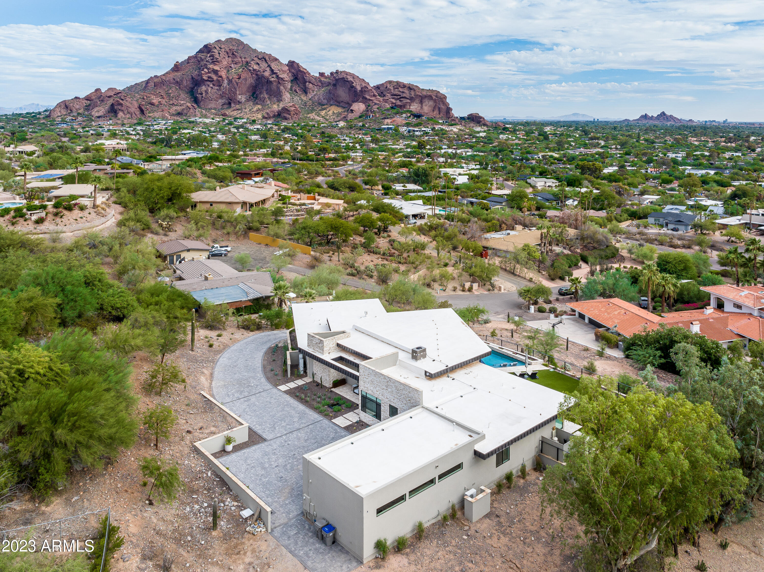 CAMELBACK FOOTHILLS 2 - Residential