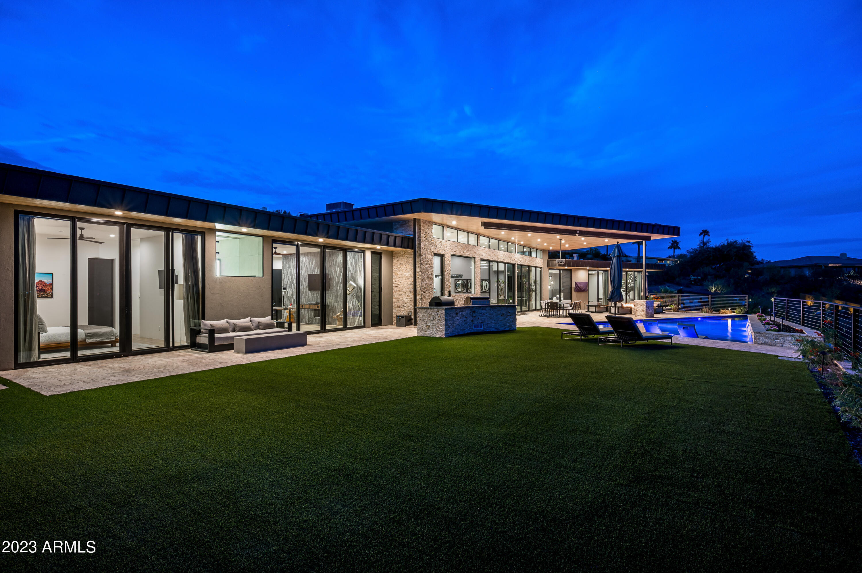CAMELBACK FOOTHILLS 2 - Residential