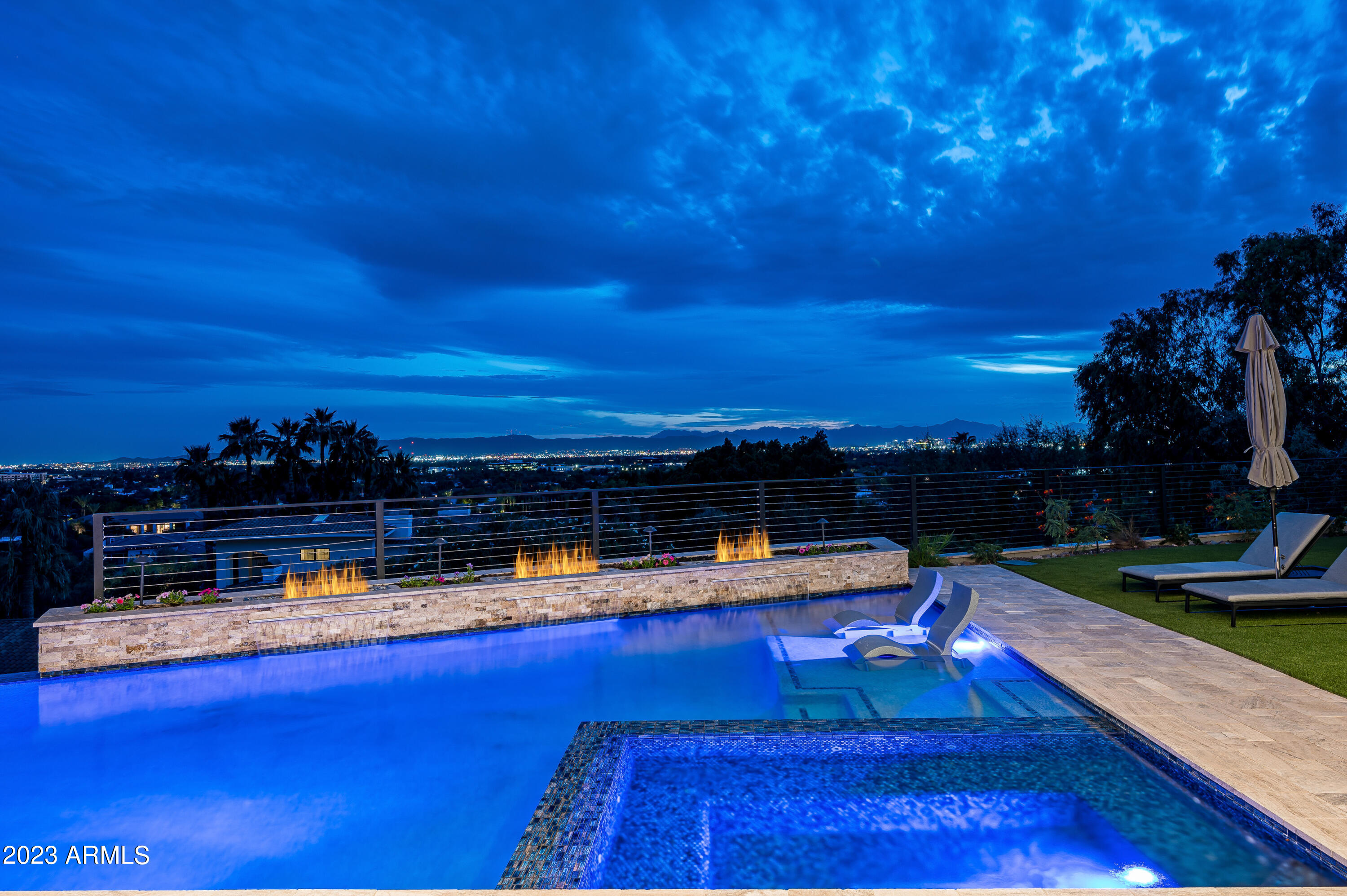 CAMELBACK FOOTHILLS 2 - Residential