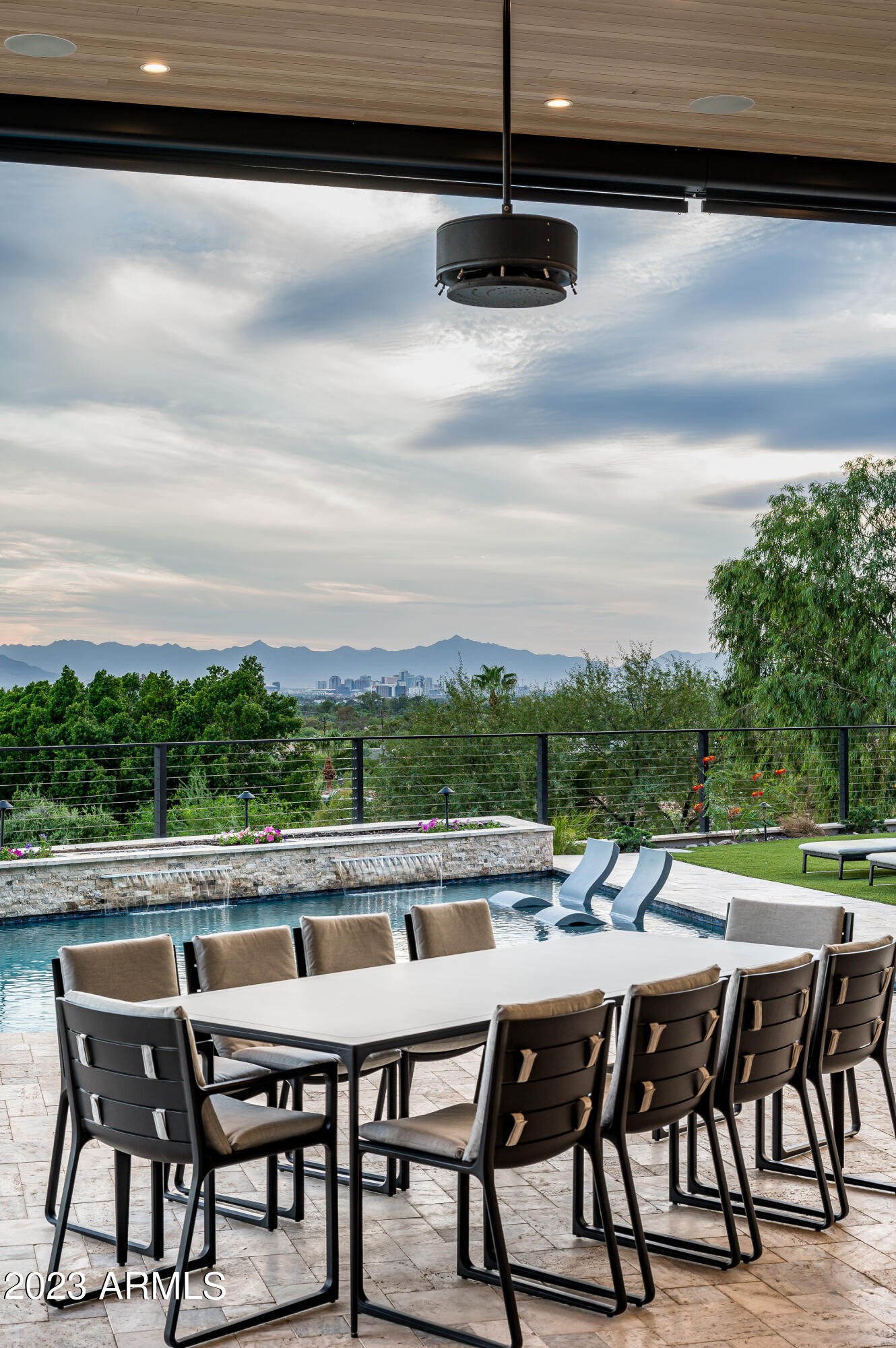 CAMELBACK FOOTHILLS 2 - Residential