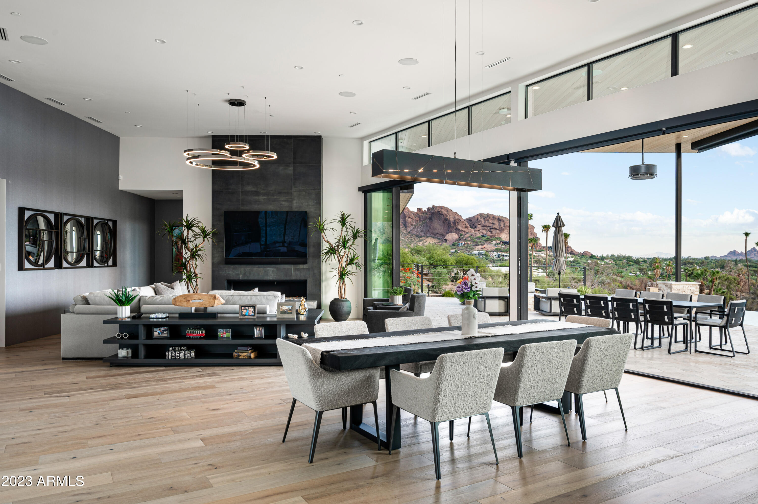 CAMELBACK FOOTHILLS 2 - Residential