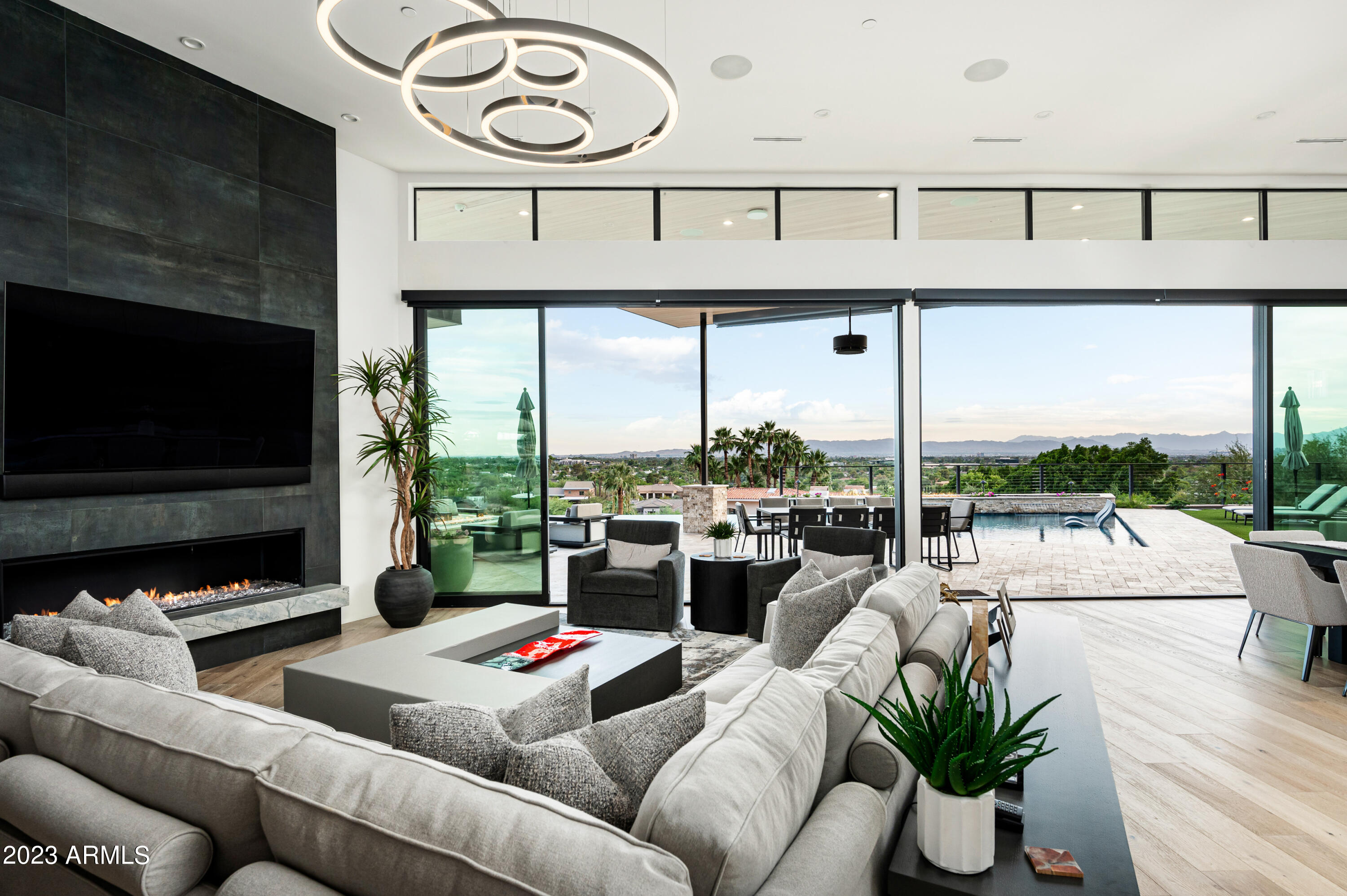 CAMELBACK FOOTHILLS 2 - Residential