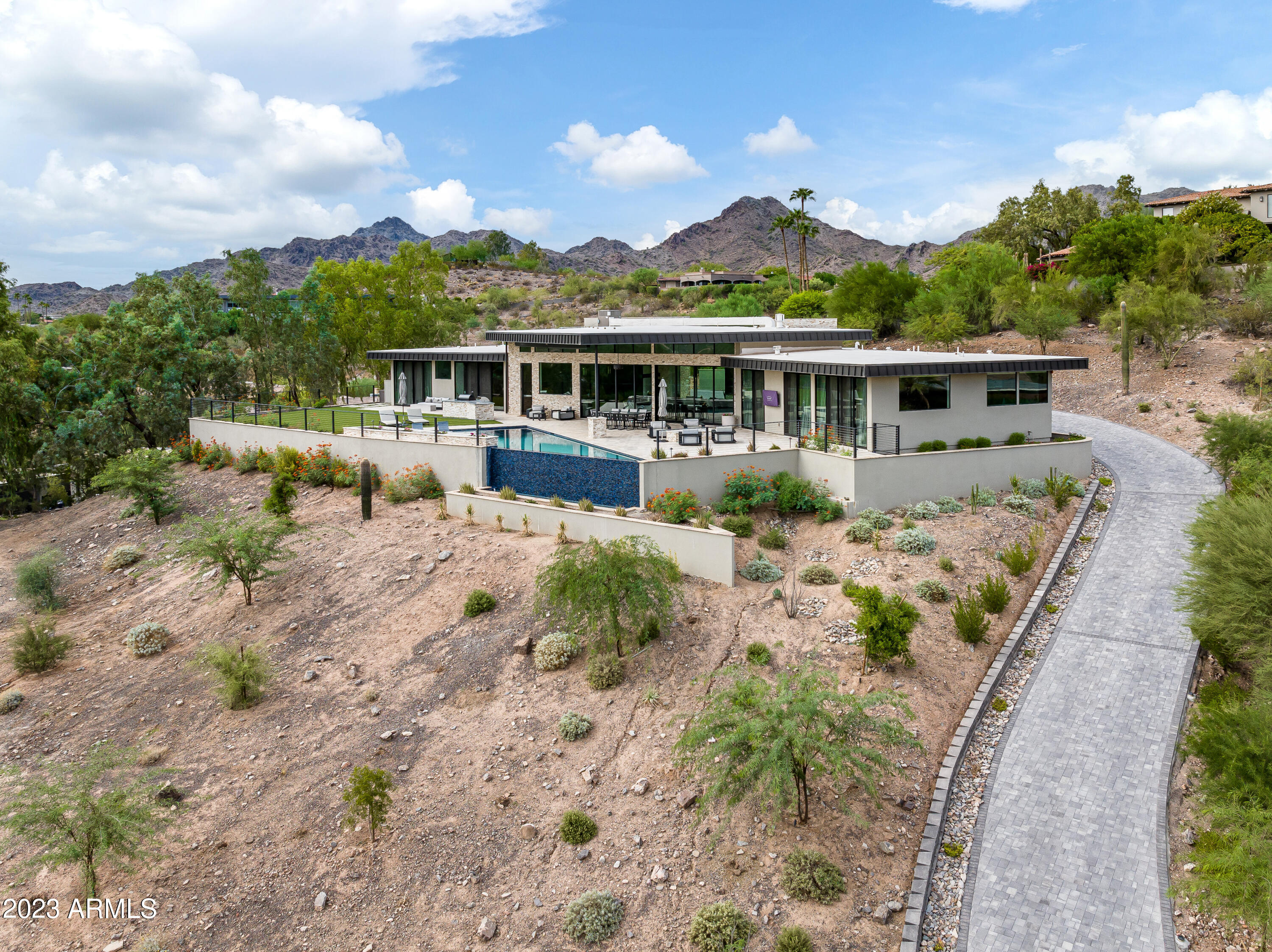 CAMELBACK FOOTHILLS 2 - Residential