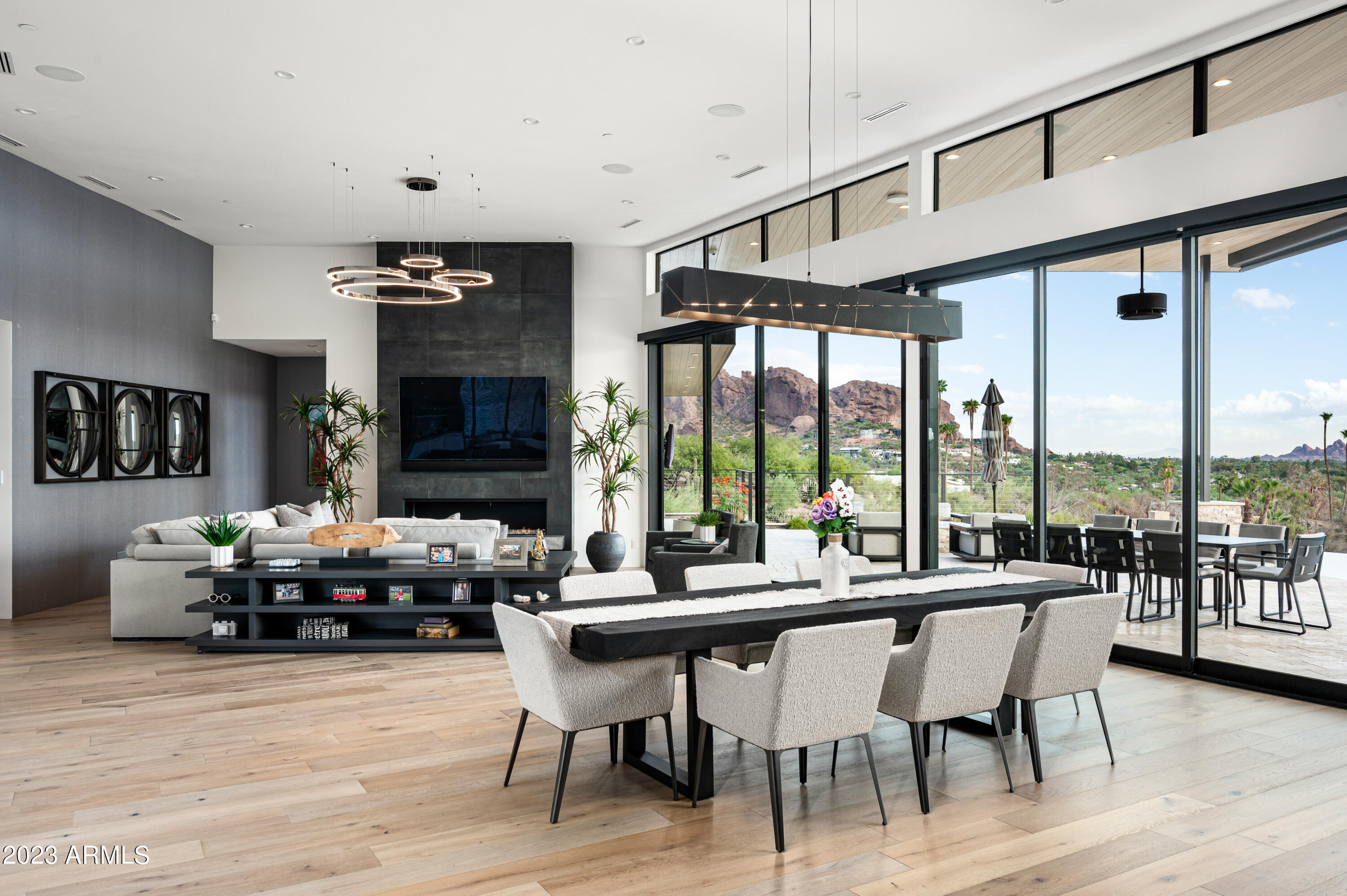 CAMELBACK FOOTHILLS 2 - Residential