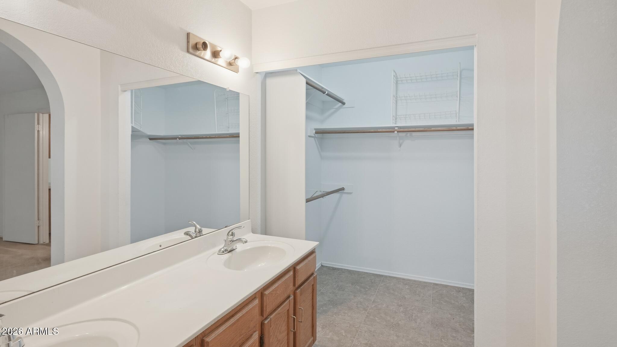 TWELVE OAKS 4 LOT 601-844 TR A-E - Residential
