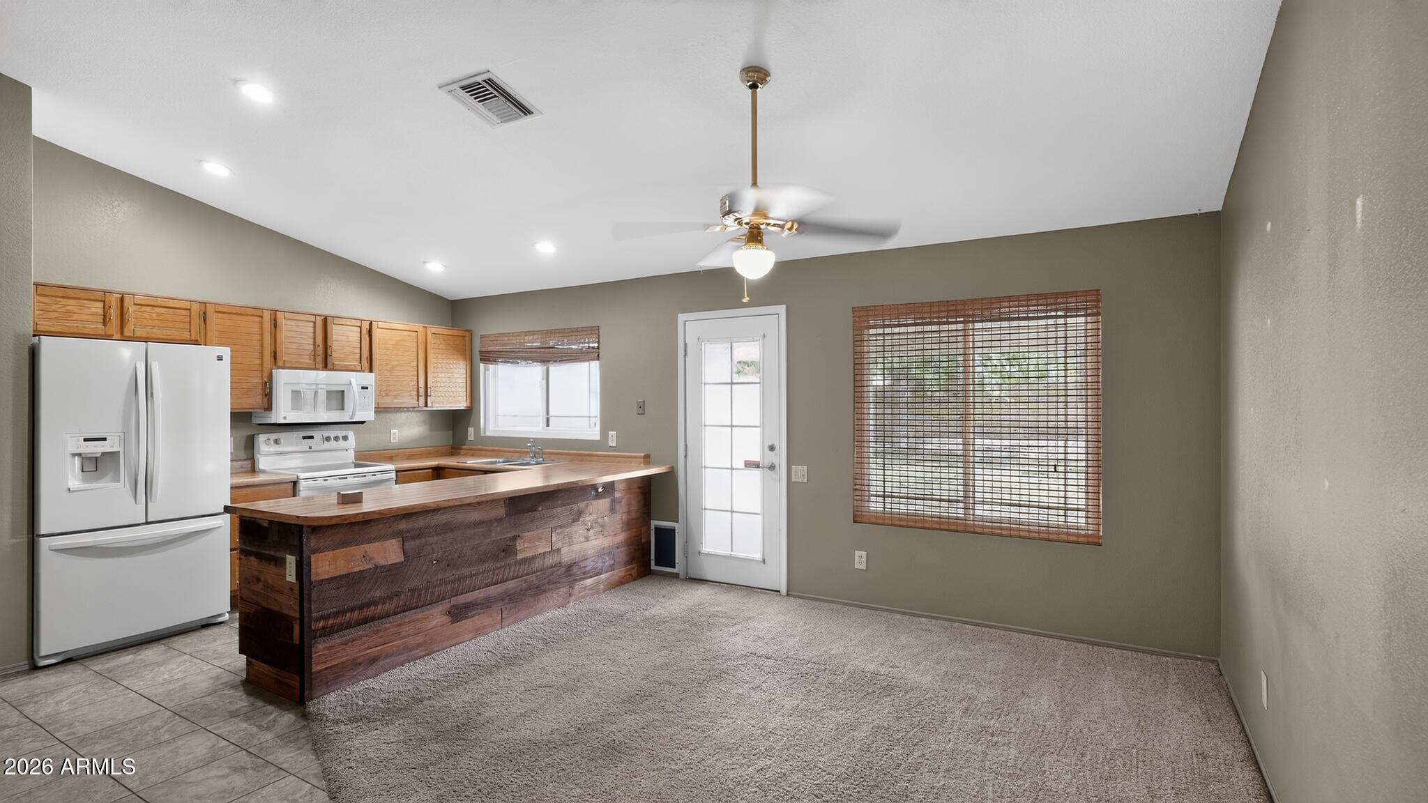 TWELVE OAKS 4 LOT 601-844 TR A-E - Residential