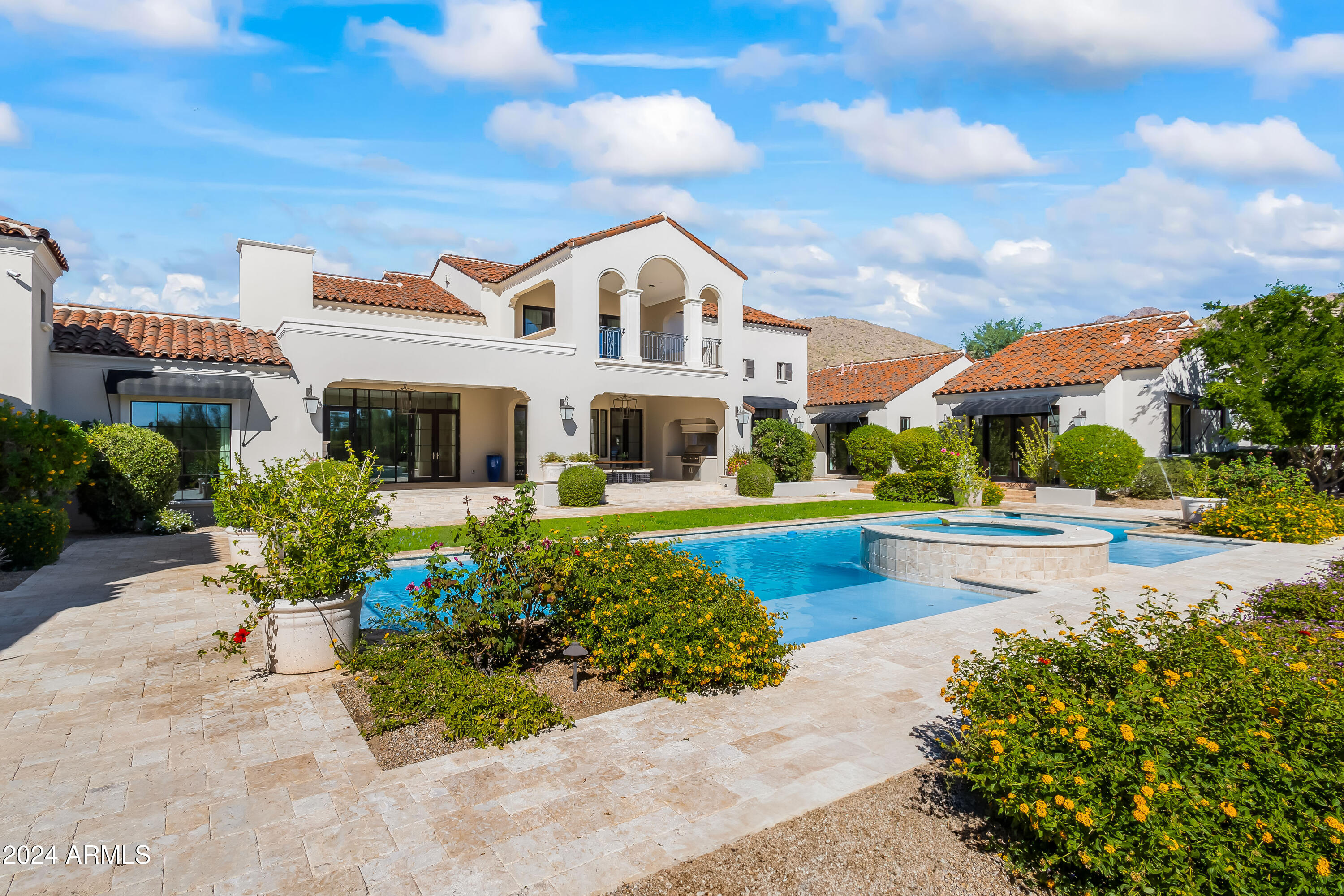 SILVERLEAF - Residential