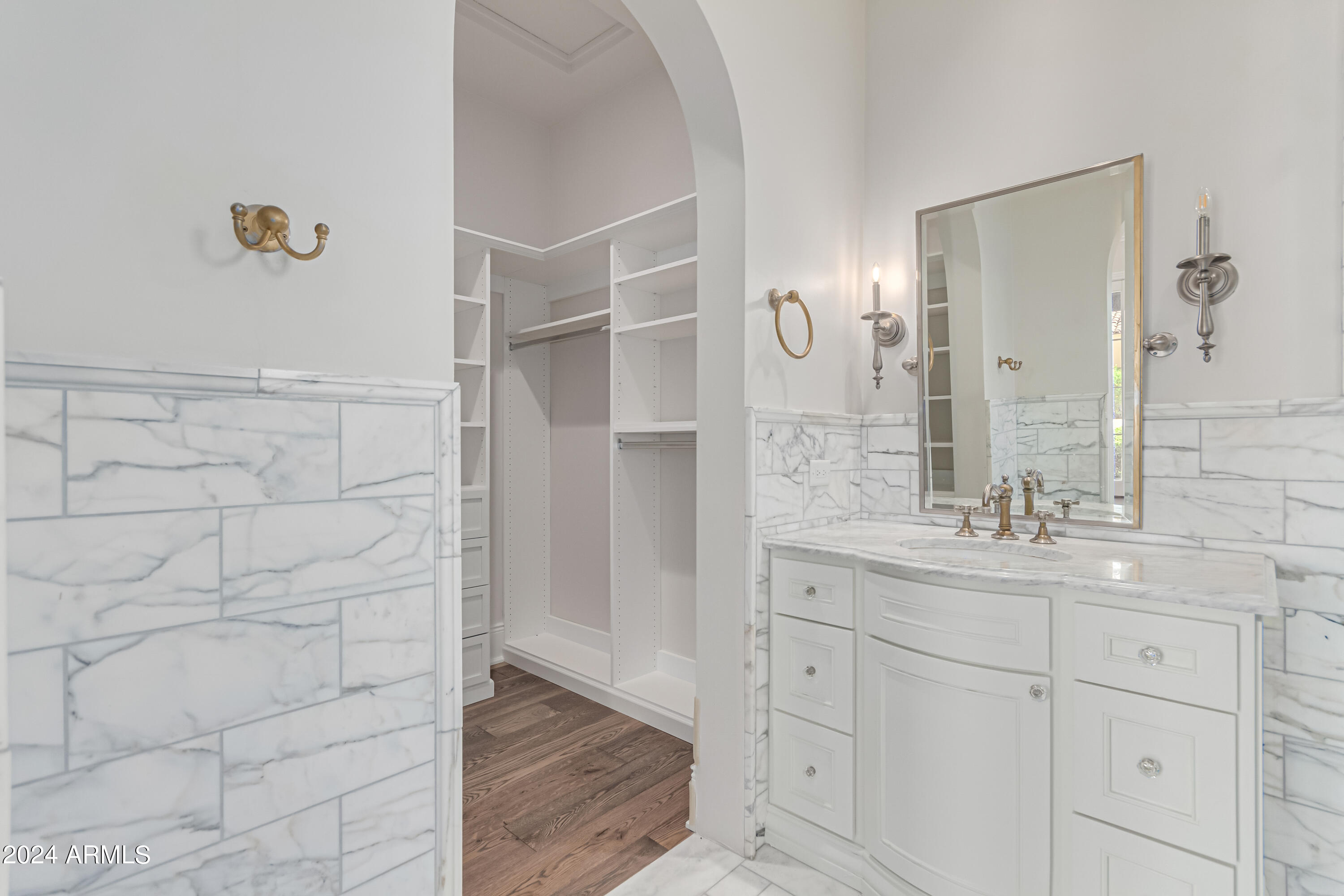 SILVERLEAF - Residential