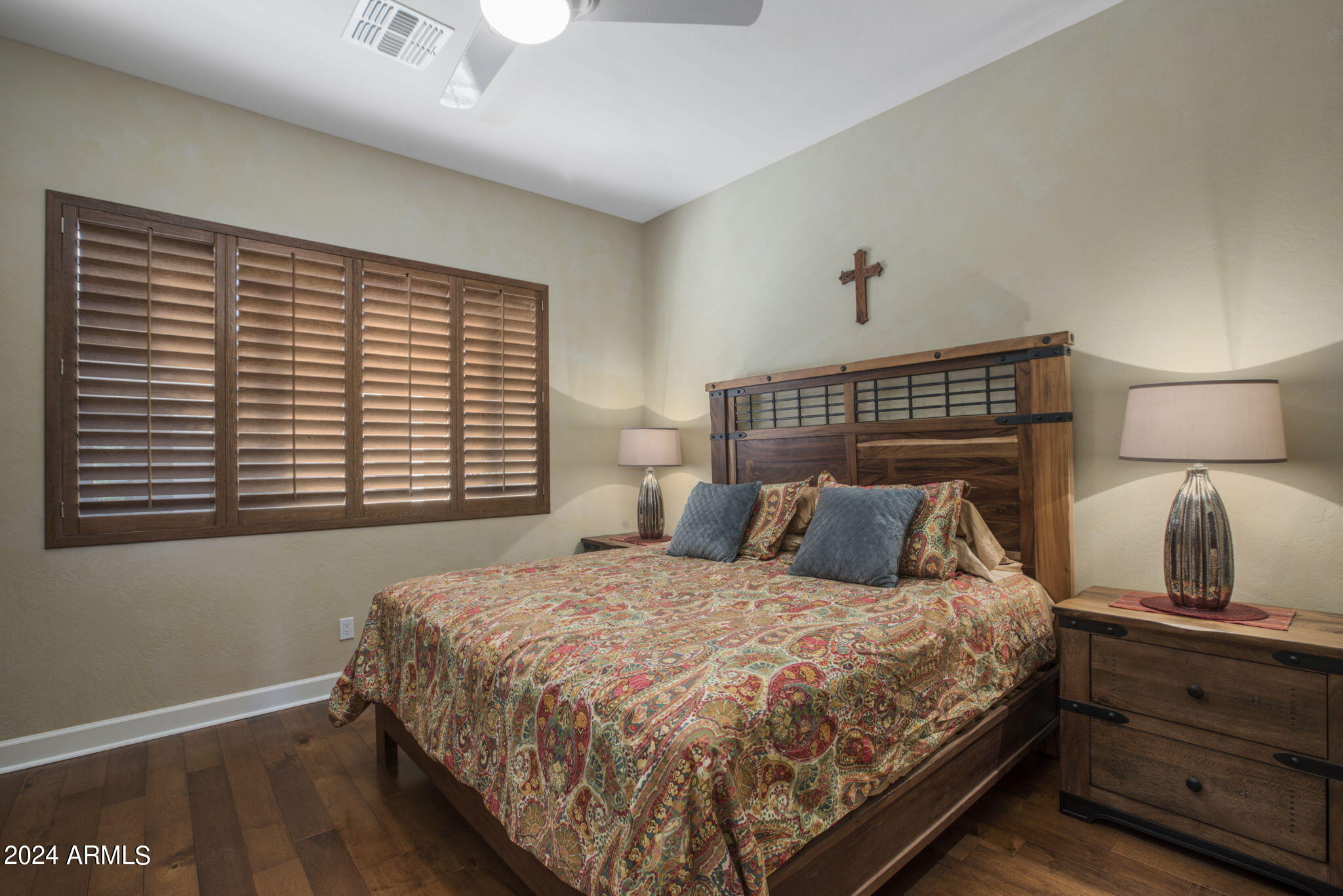 SAGUARO ESTATES - Residential