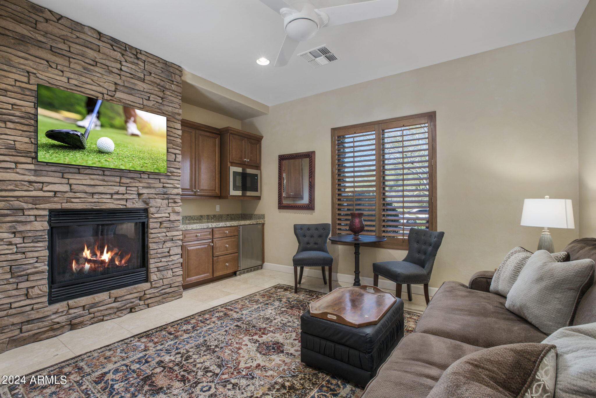 SAGUARO ESTATES - Residential