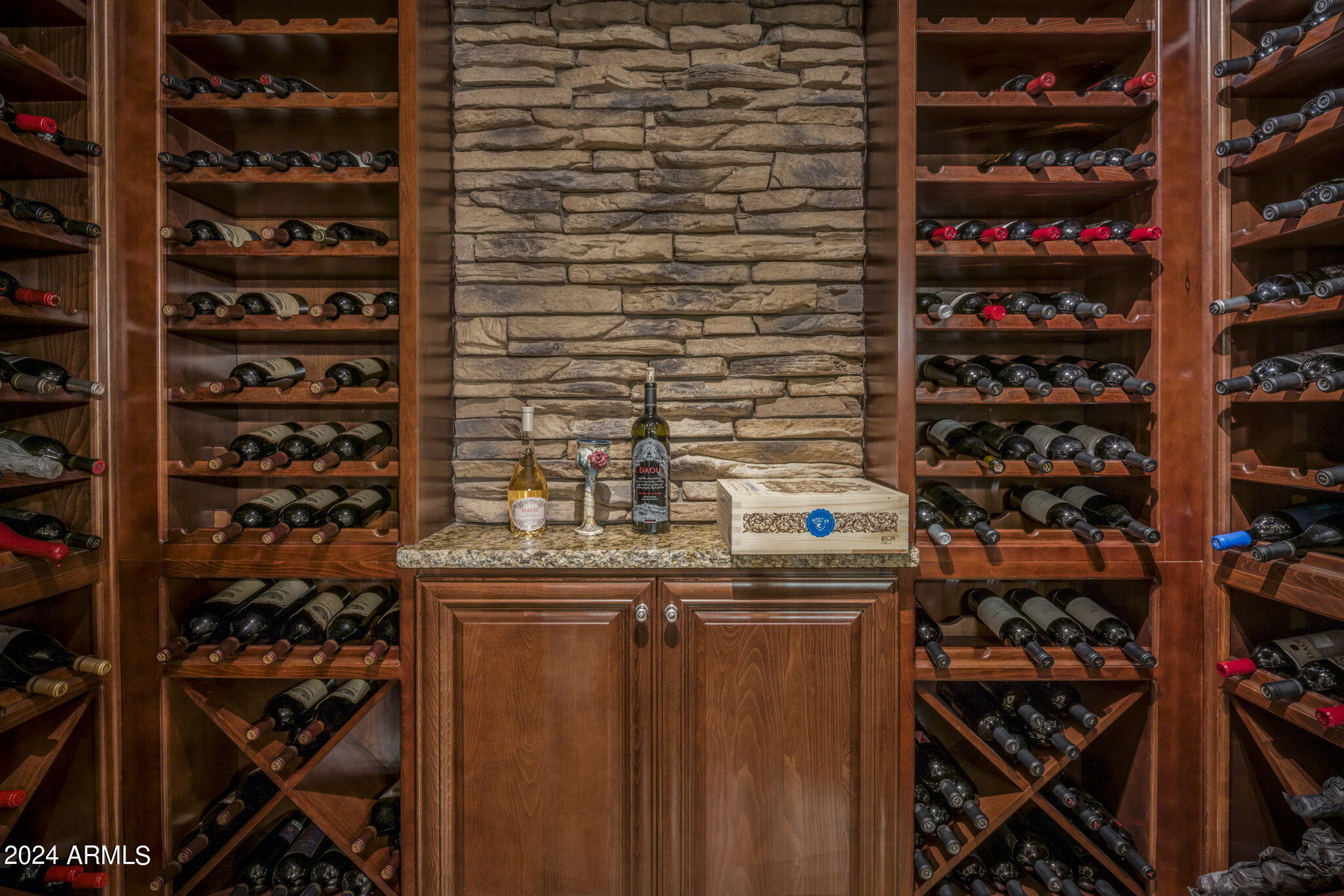 SAGUARO ESTATES - Residential