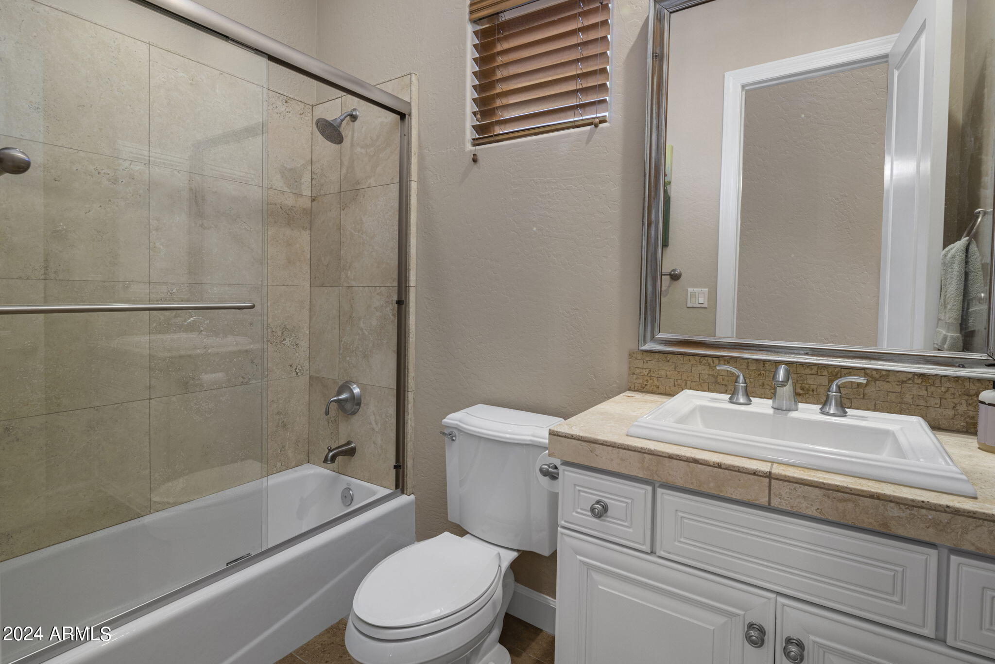 SAGUARO ESTATES - Residential
