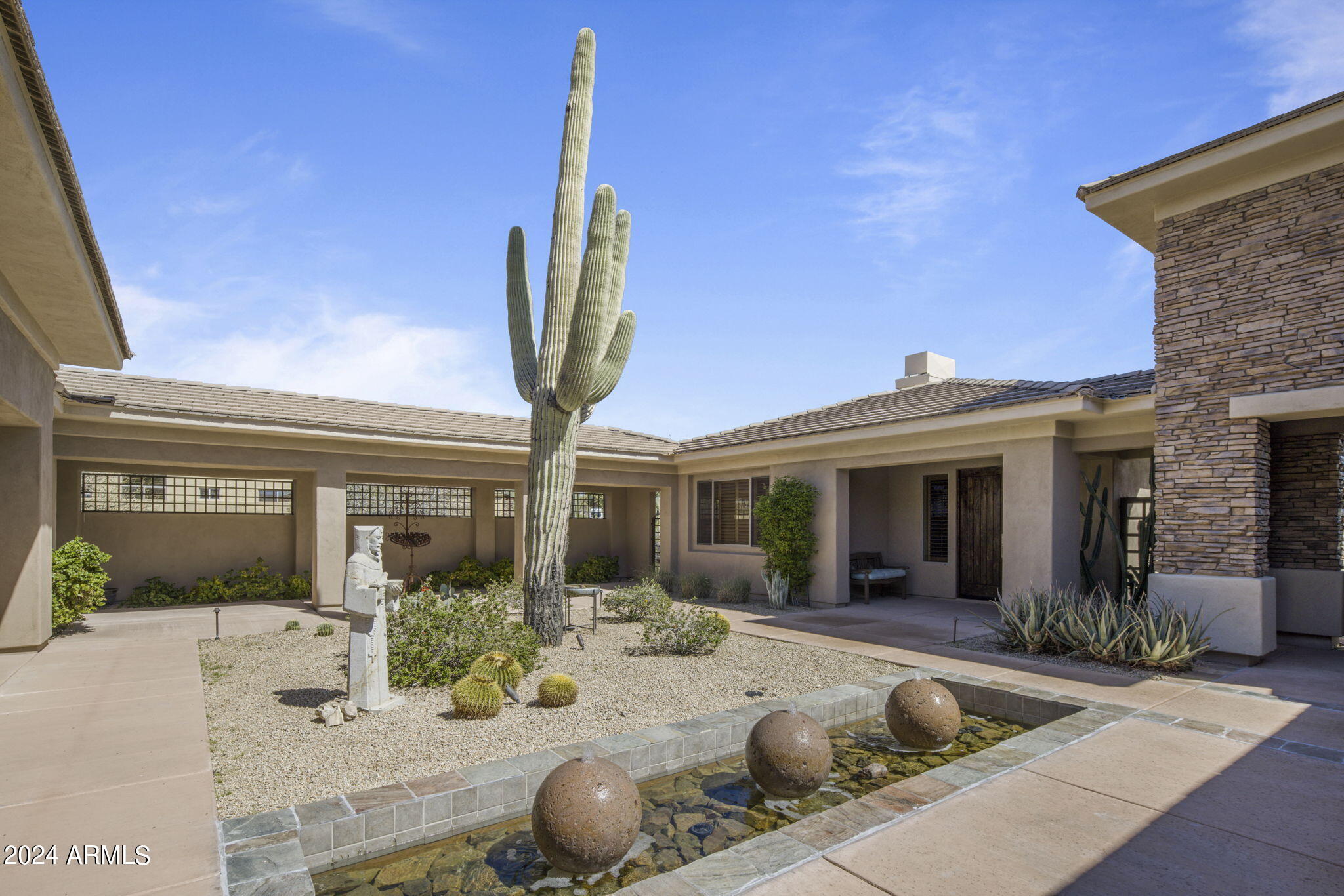 SAGUARO ESTATES - Residential