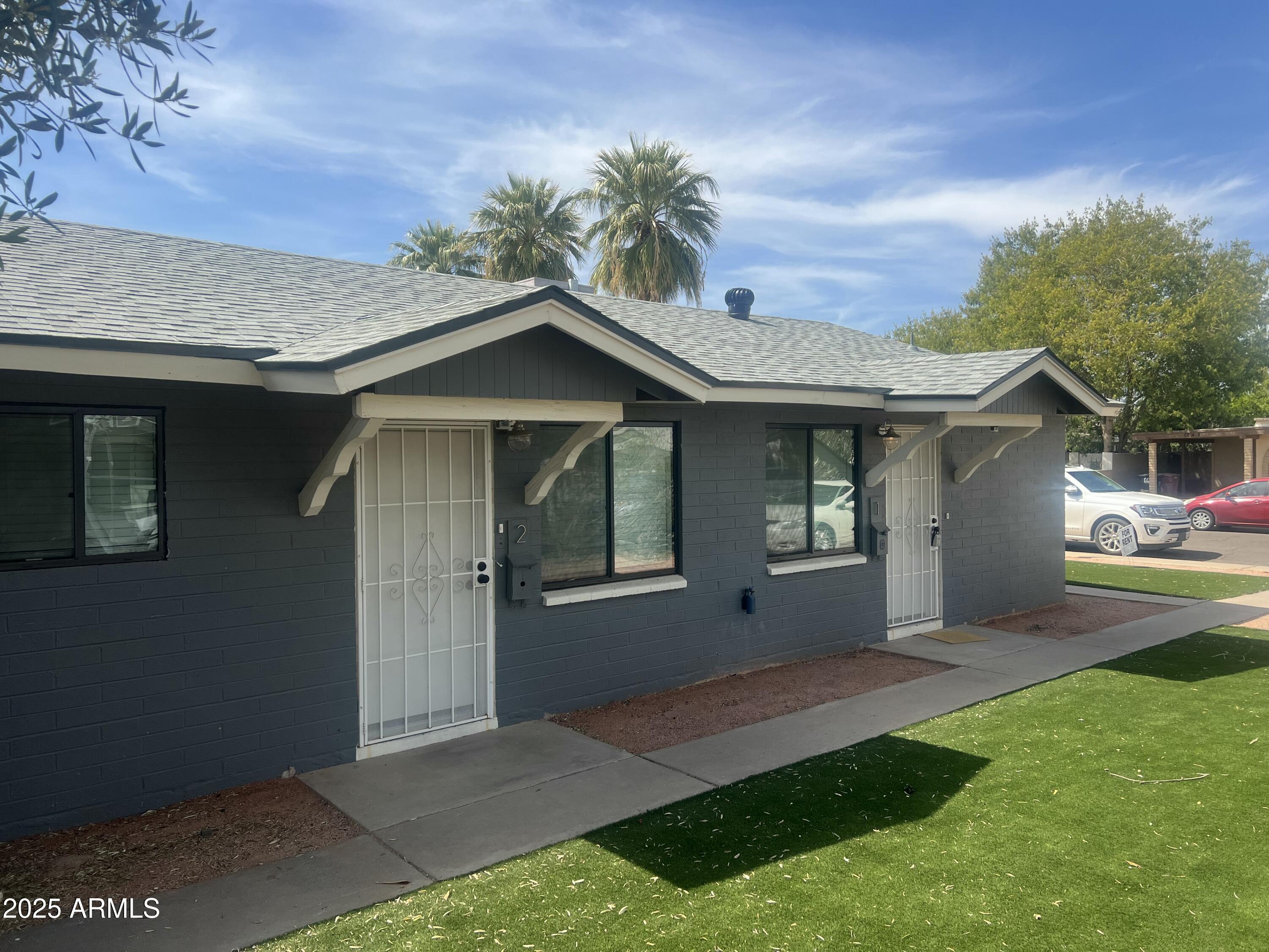 WESTERN VILLA - Residential Income