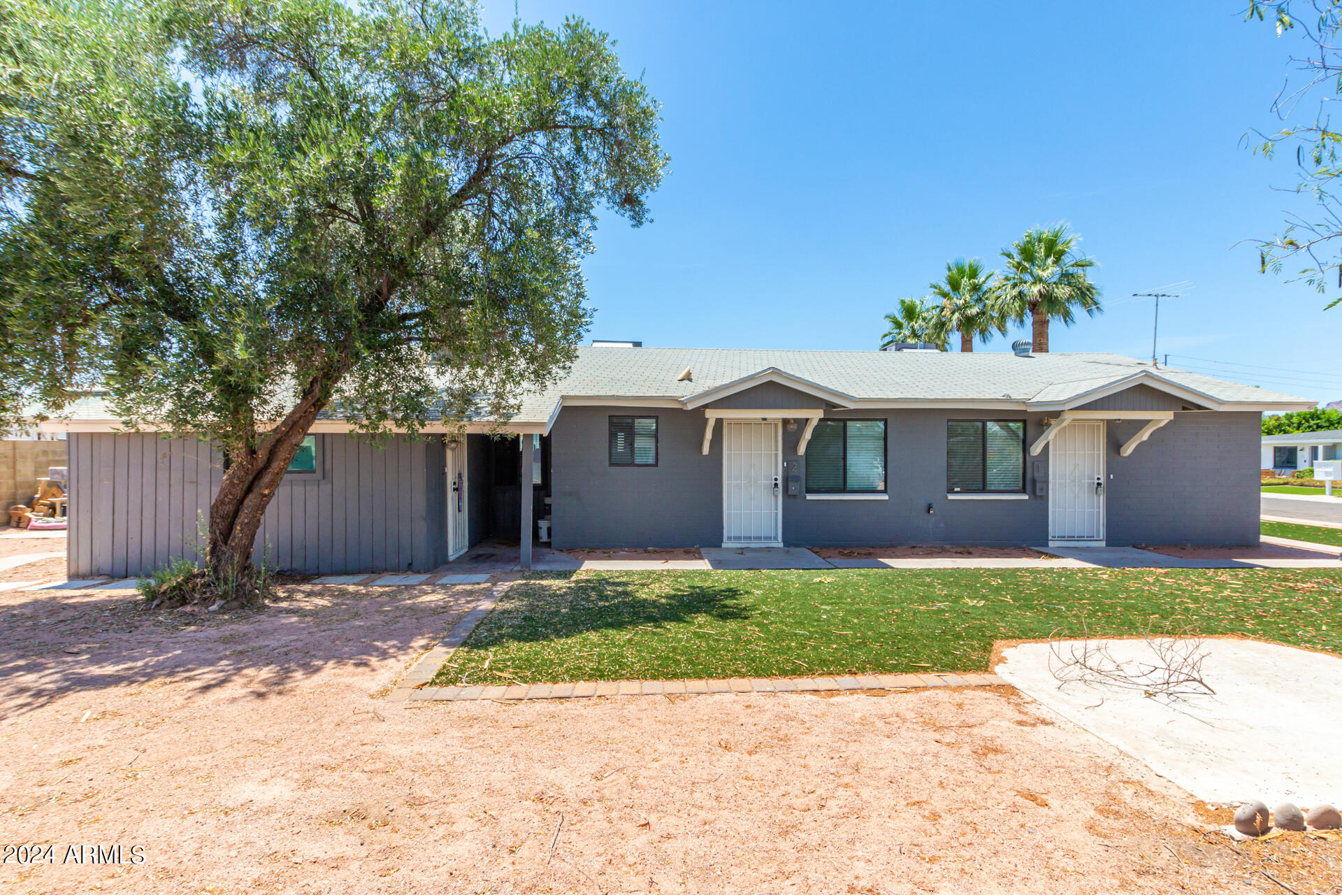 WESTERN VILLA - Residential Income