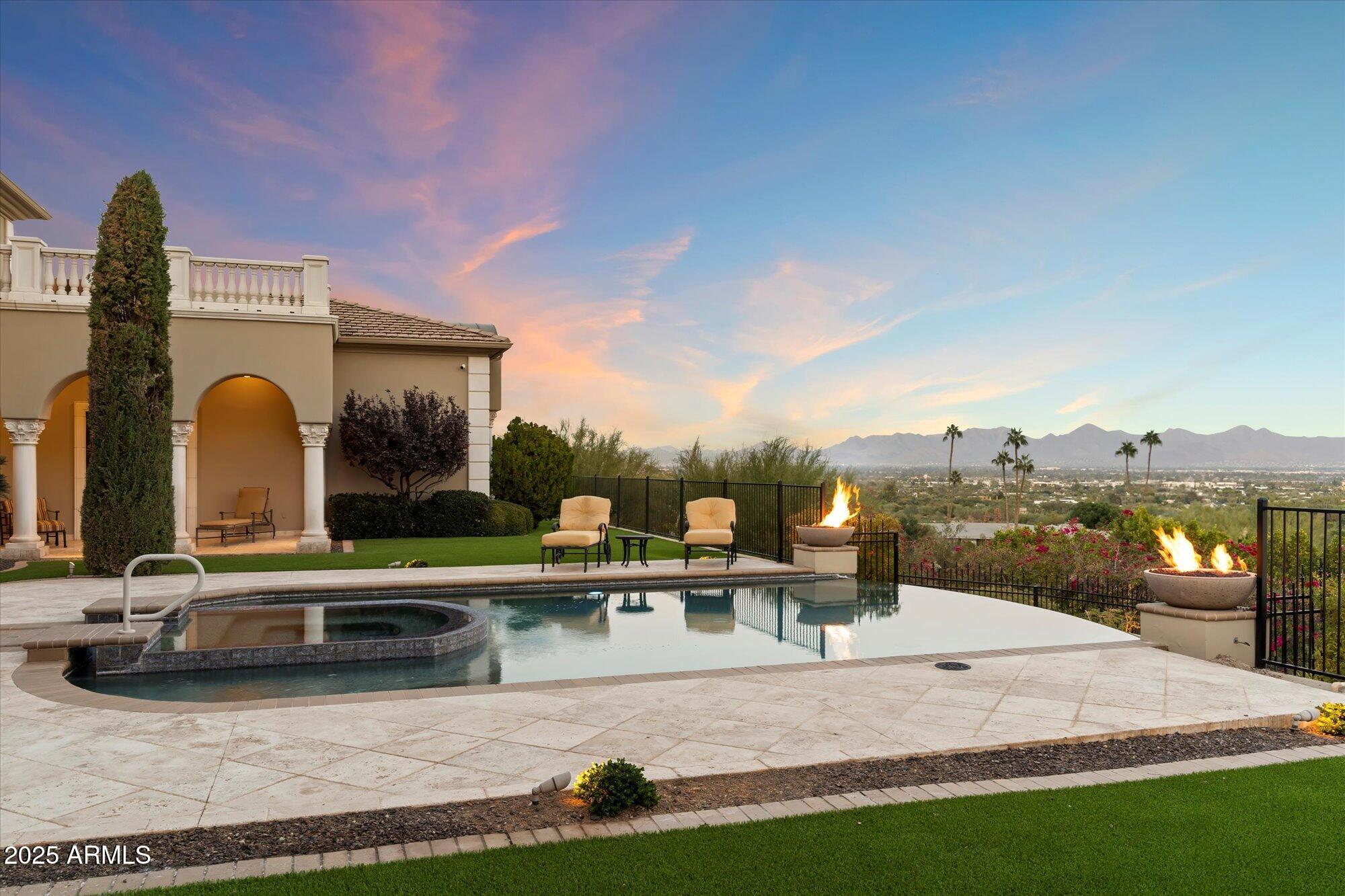 Rolling Hills - Residential