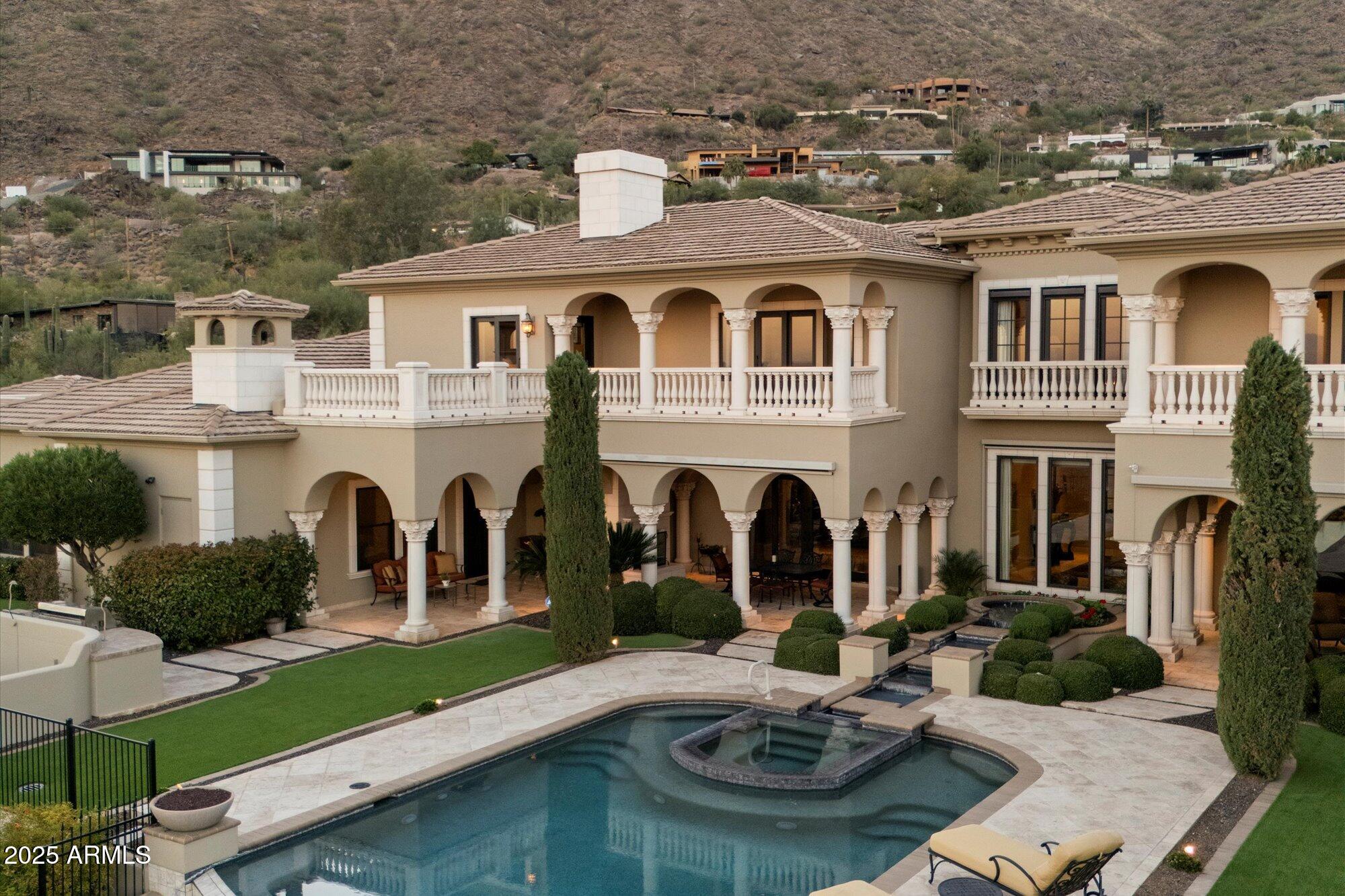 Rolling Hills - Residential