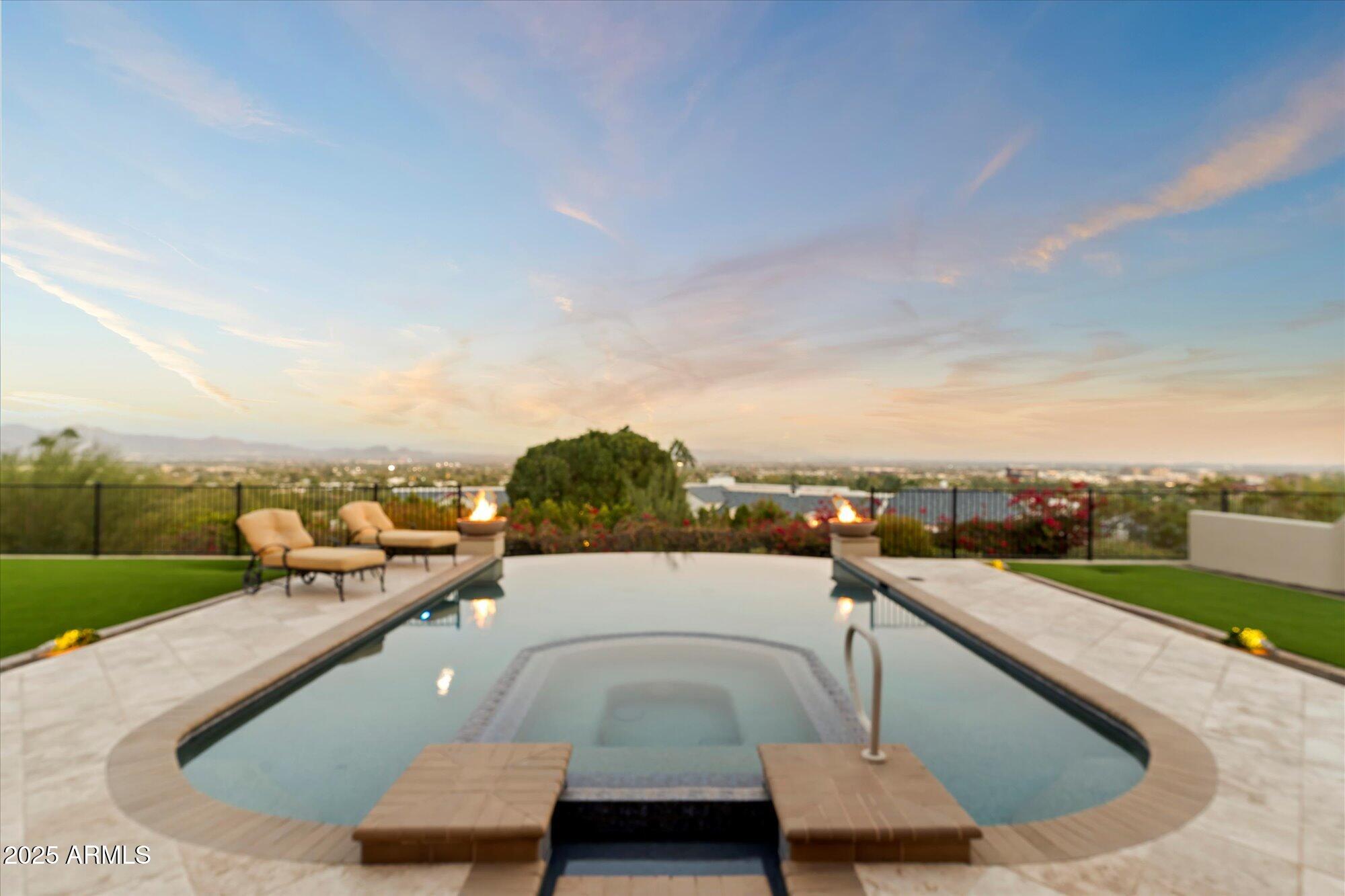 Rolling Hills - Residential