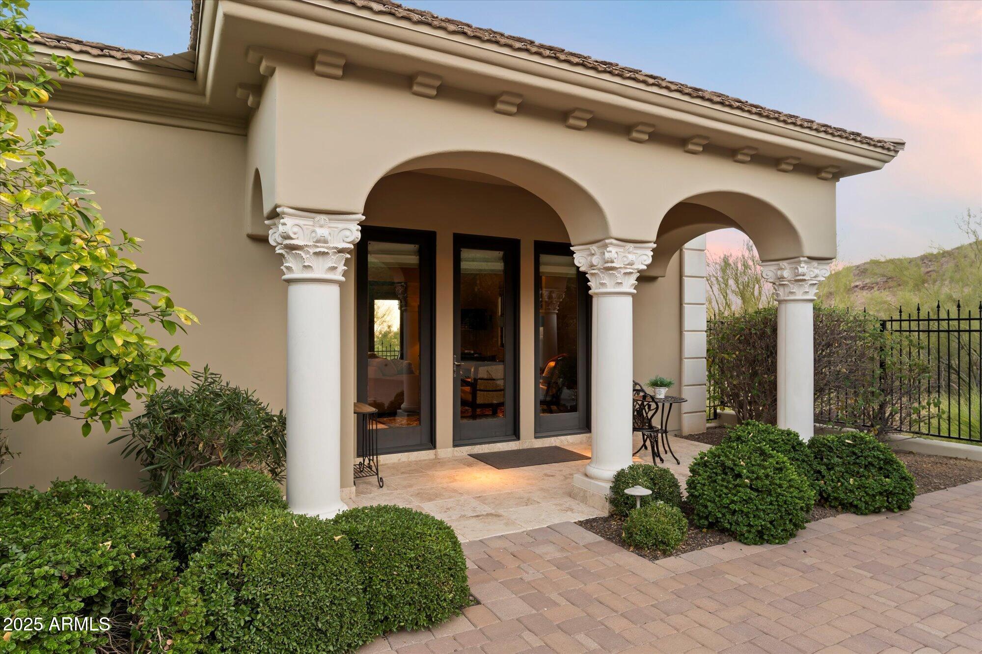 Rolling Hills - Residential