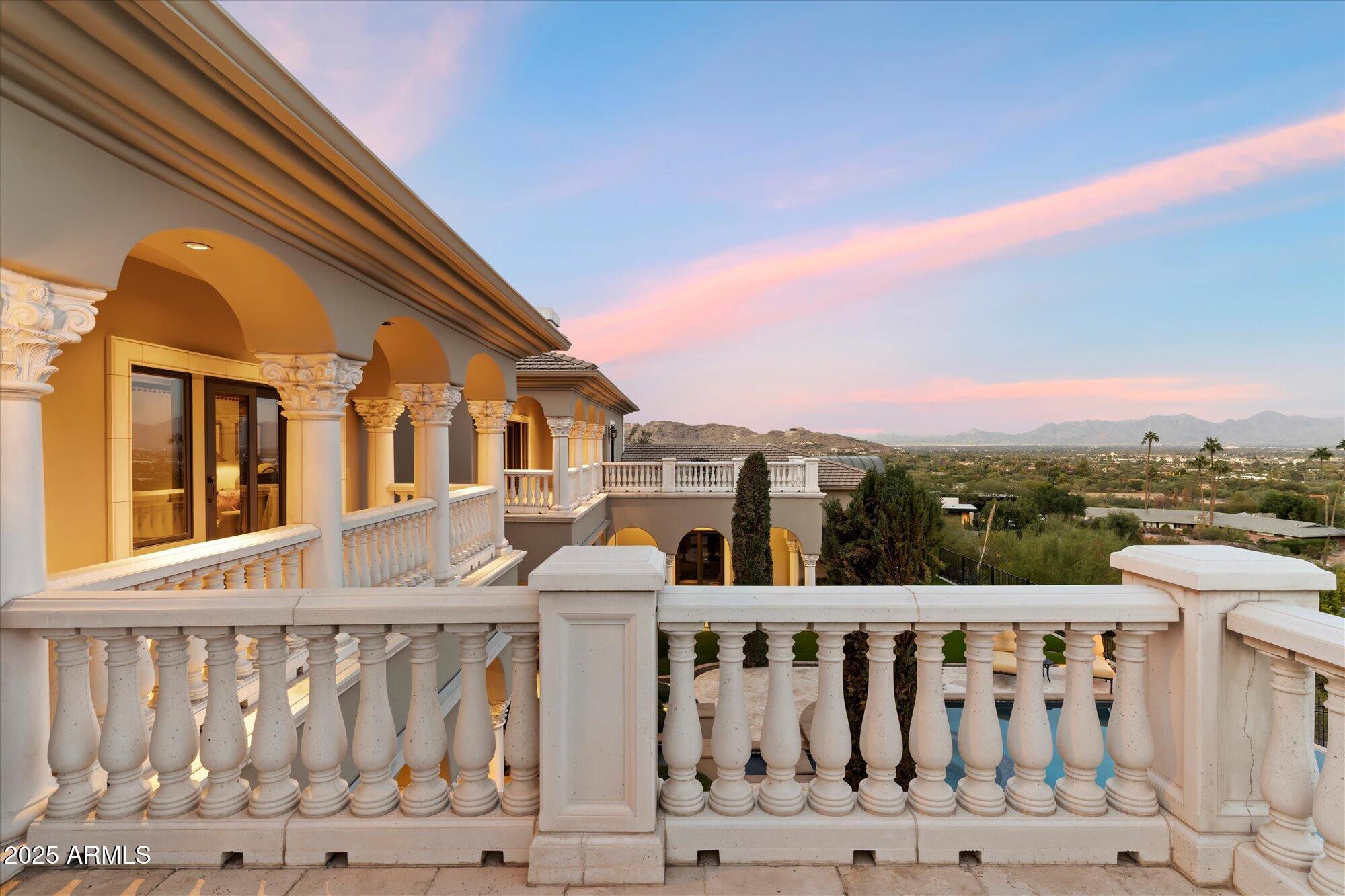 Rolling Hills - Residential