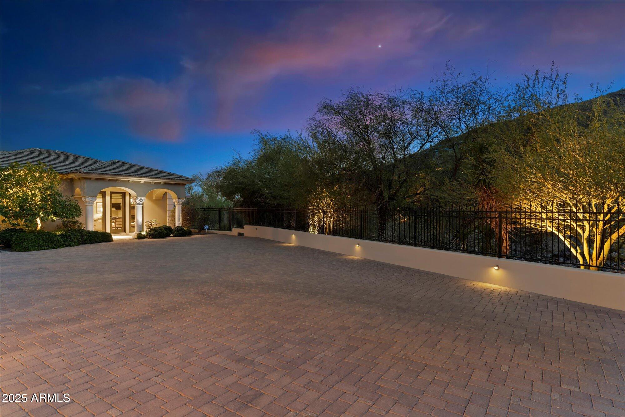 Rolling Hills - Residential