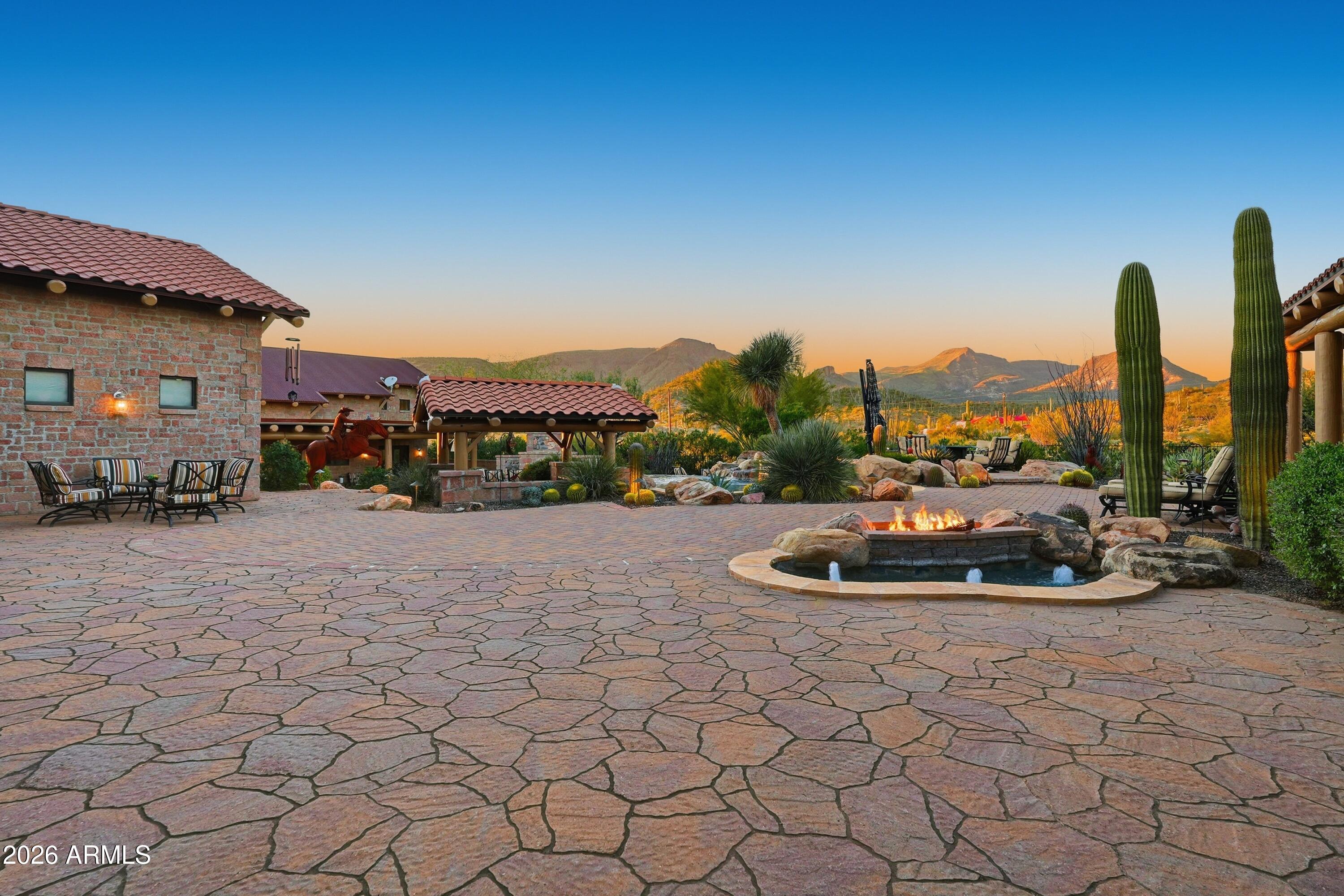 No HOA - Residential