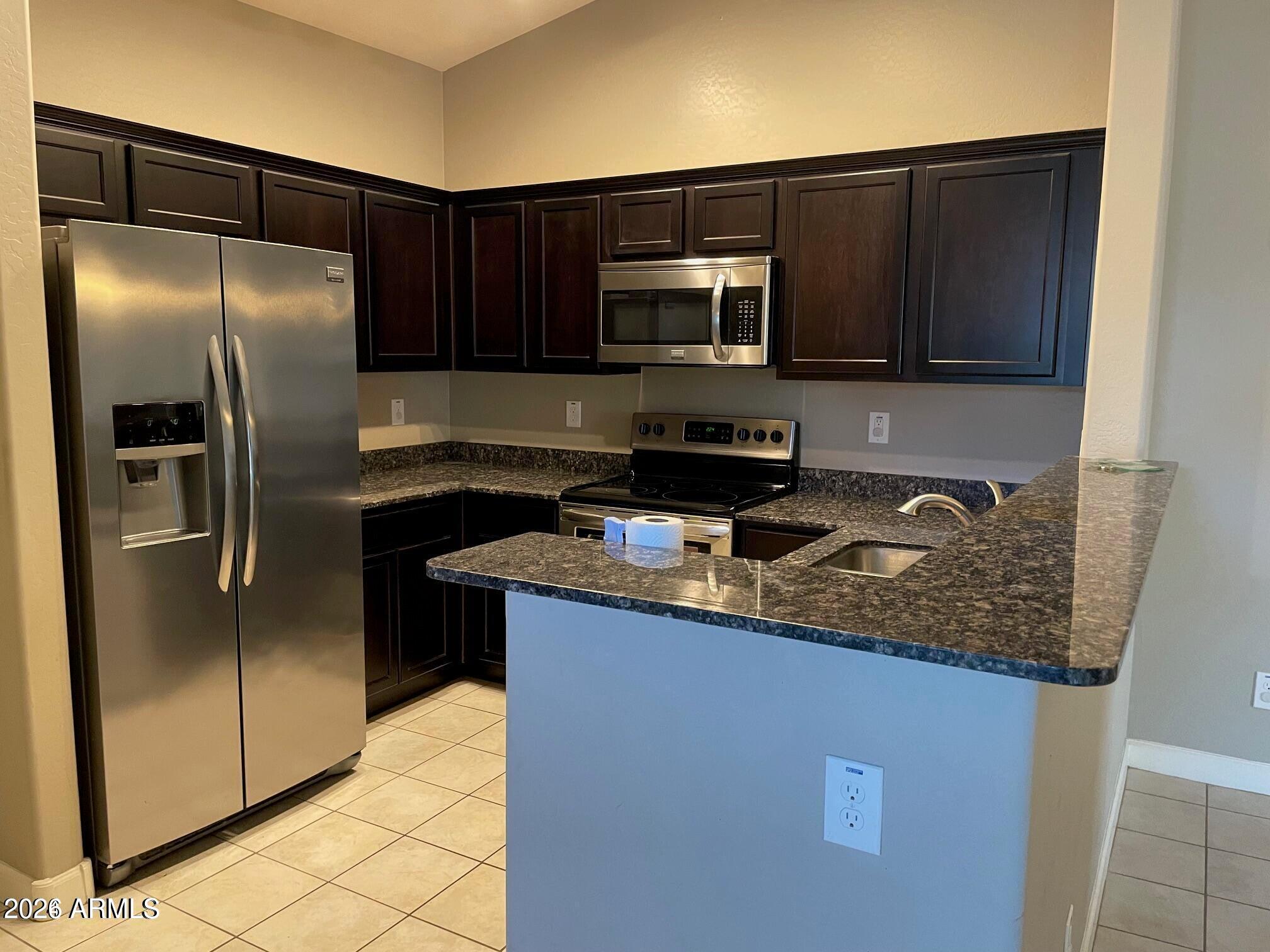 VILLAGIO AT HAPPY VALLEY CONDOMINIUM - Residential Lease