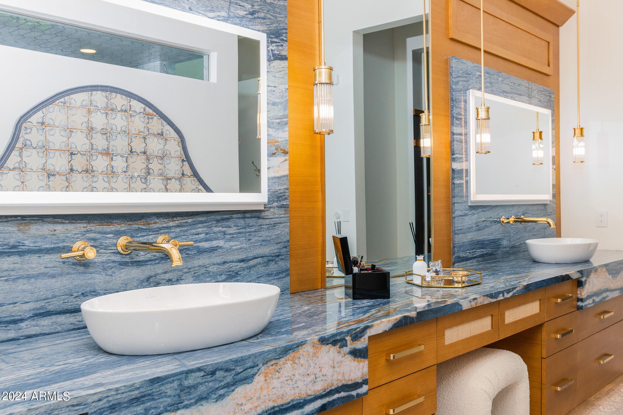 DOUBLETREE RANCHOS 2 - Residential