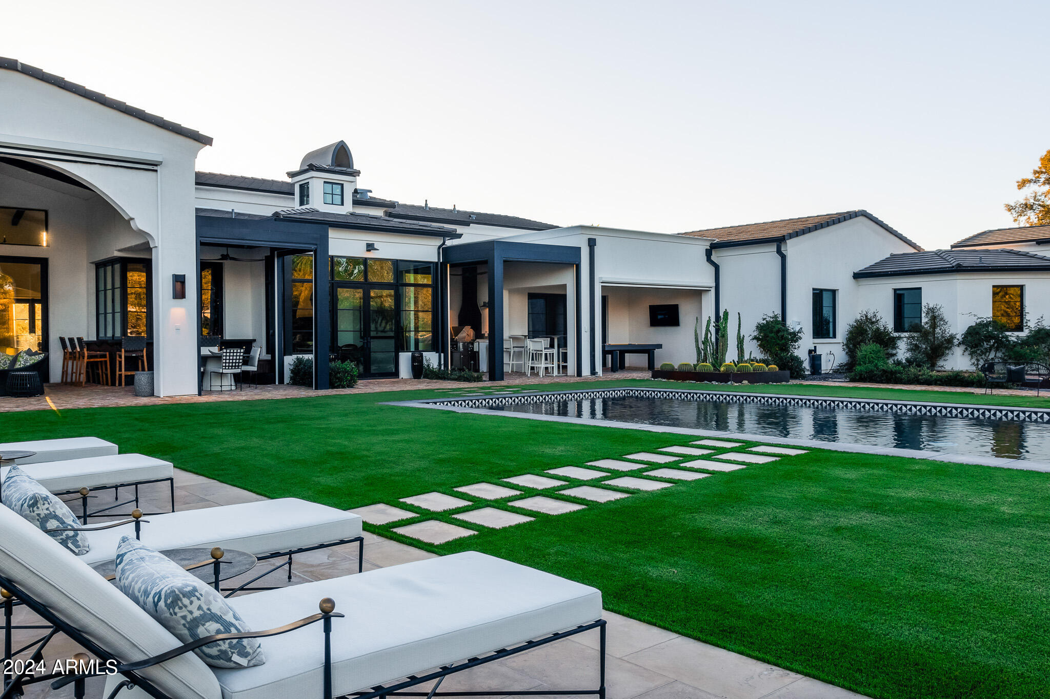 DOUBLETREE RANCHOS 2 - Residential