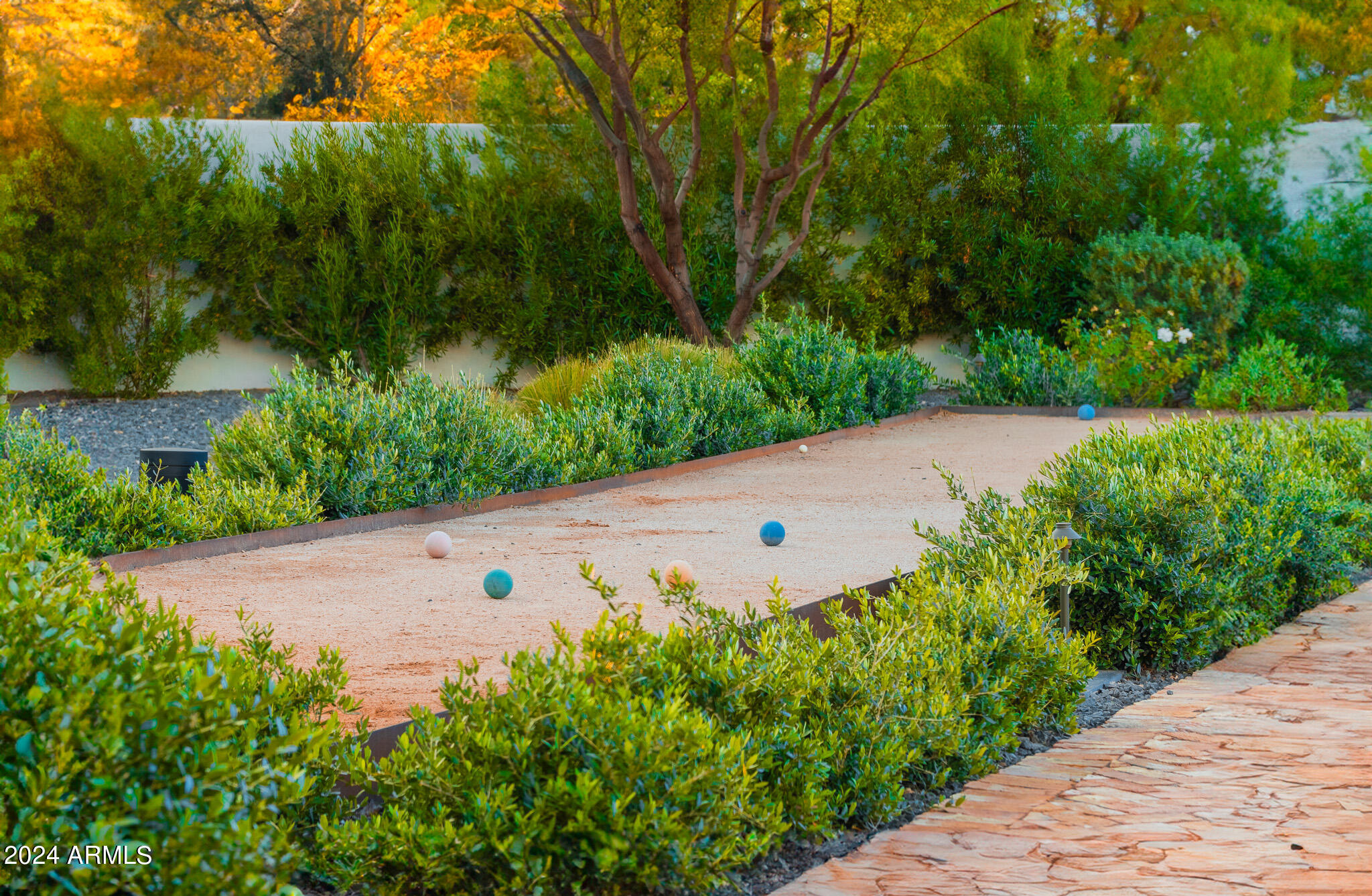 DOUBLETREE RANCHOS 2 - Residential