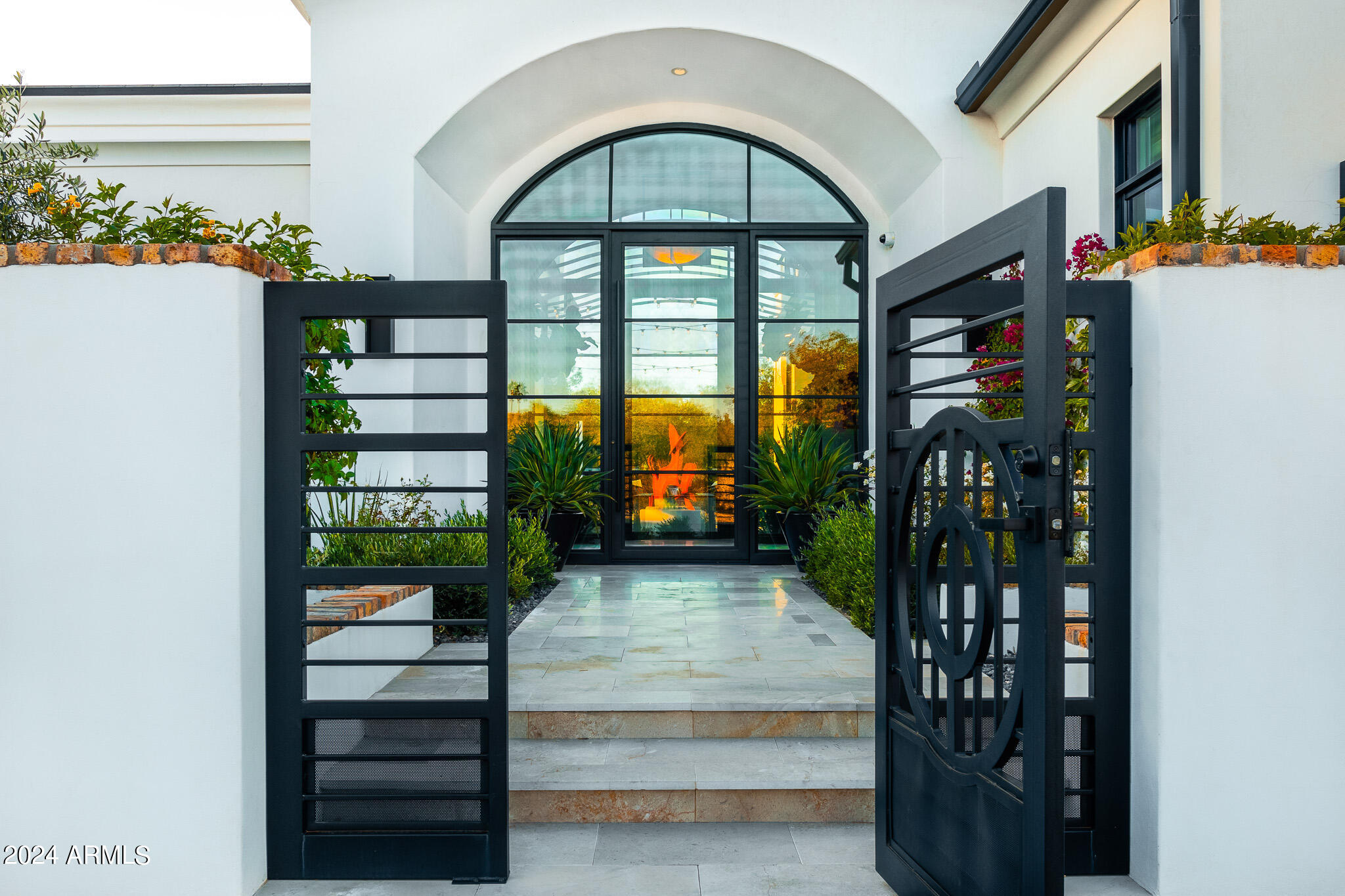 DOUBLETREE RANCHOS 2 - Residential