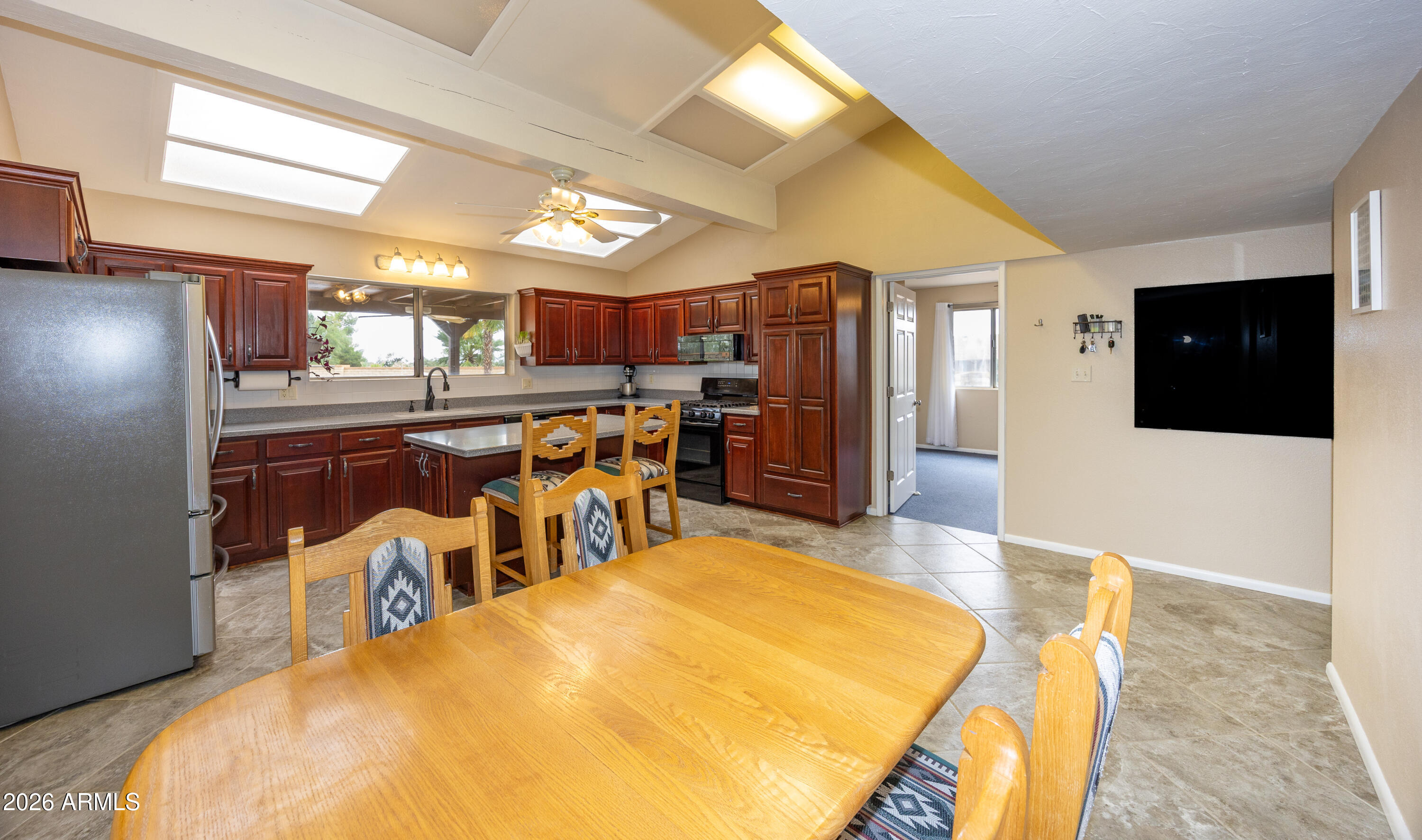 TOWN & COUNTRY ESTATES 6 - Residential