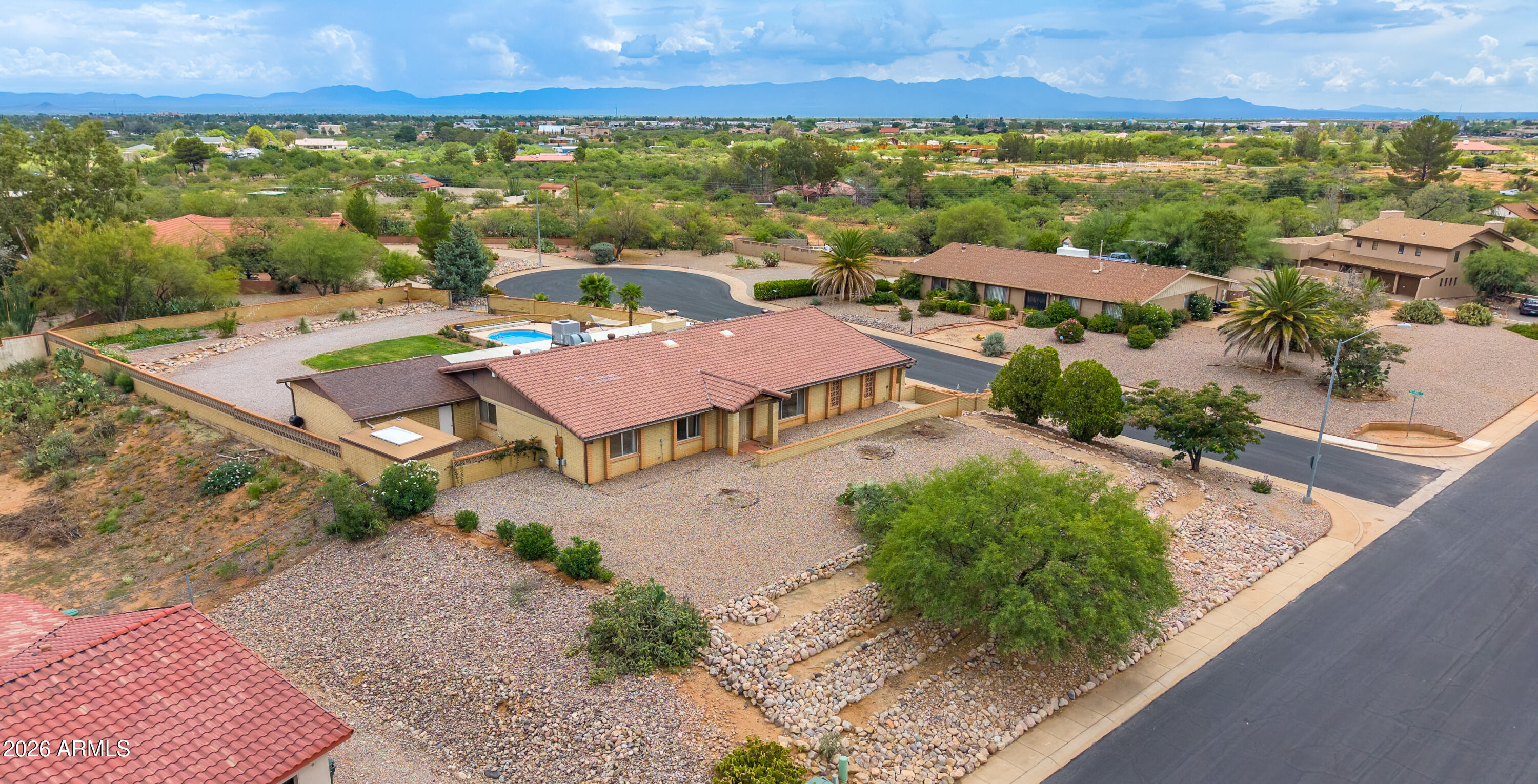 TOWN & COUNTRY ESTATES 6 - Residential