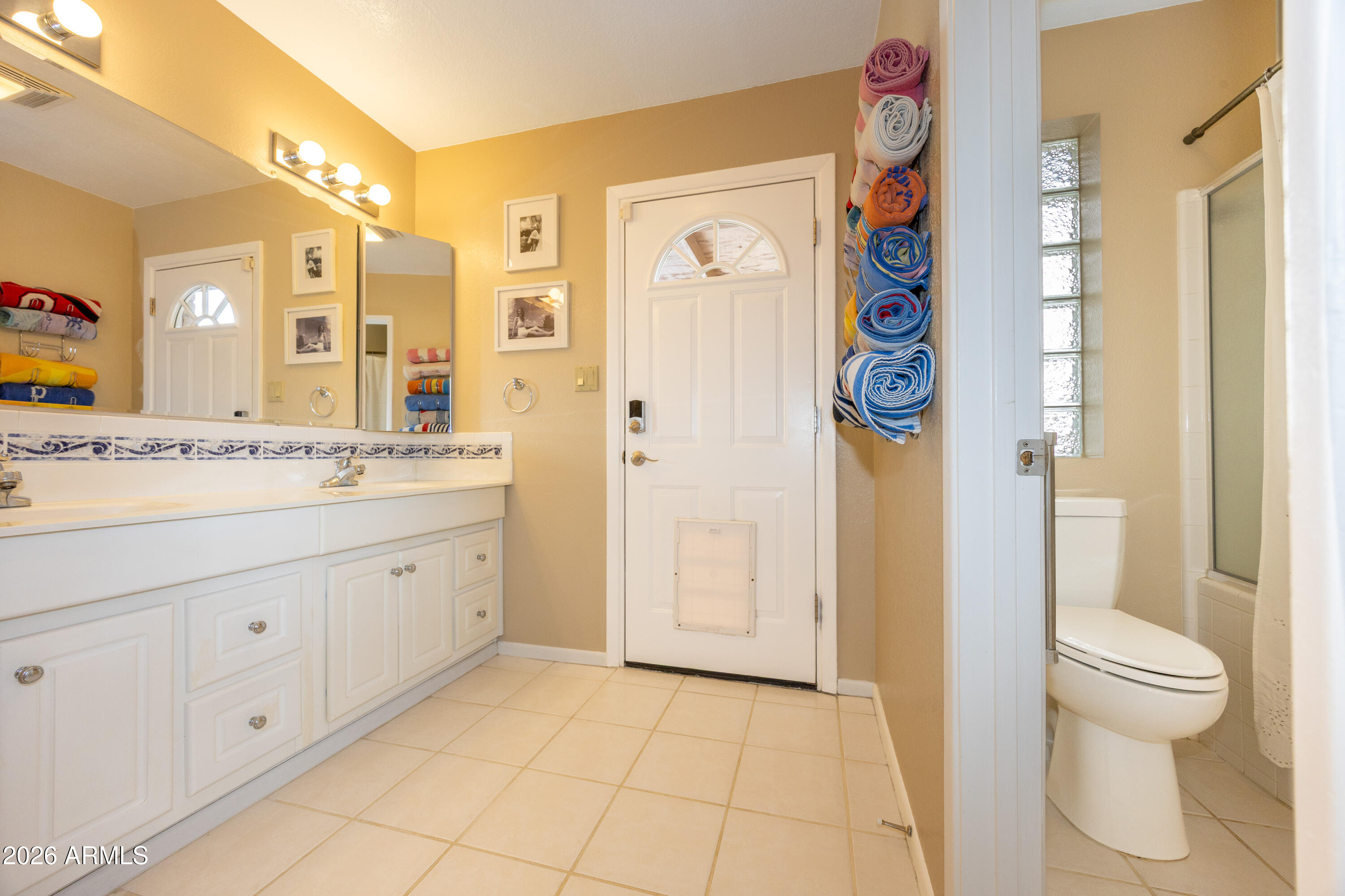 TOWN & COUNTRY ESTATES 6 - Residential