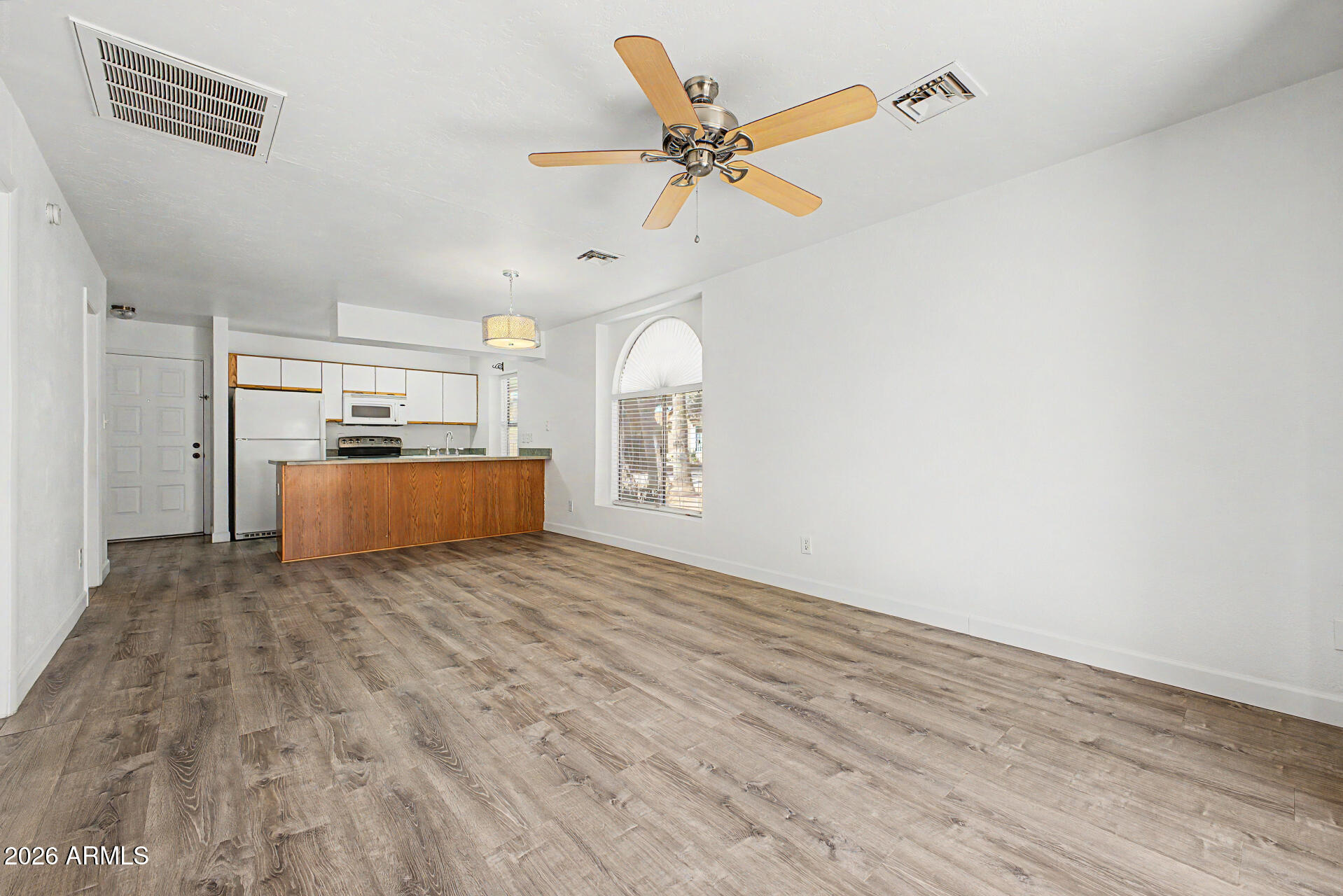 OLIVE SQUARE CONDOMINIUMS PHASE 1 - Residential