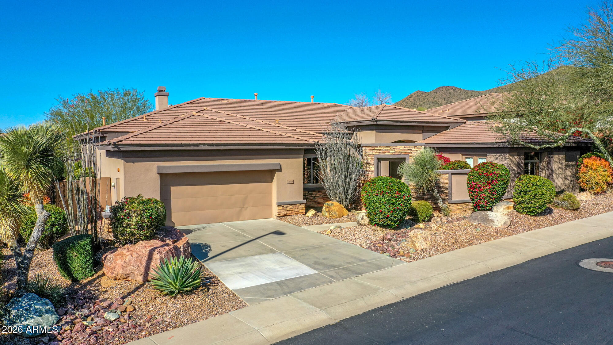 ANTHEM COUNTRY CLUB - Residential