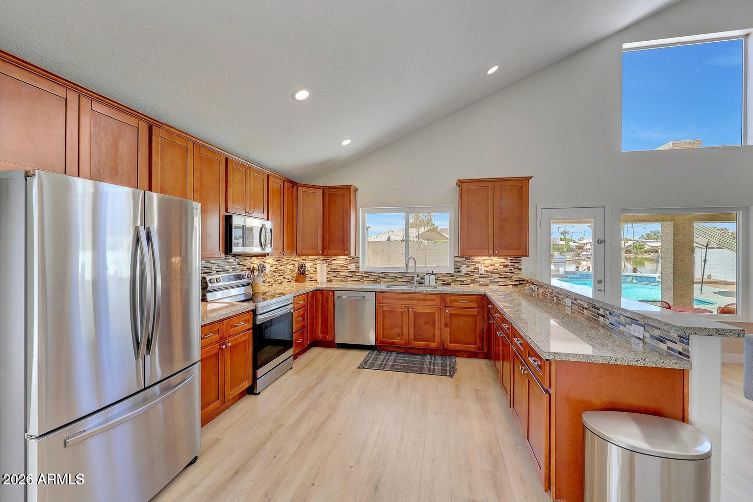 GARDEN LAKES - Residential