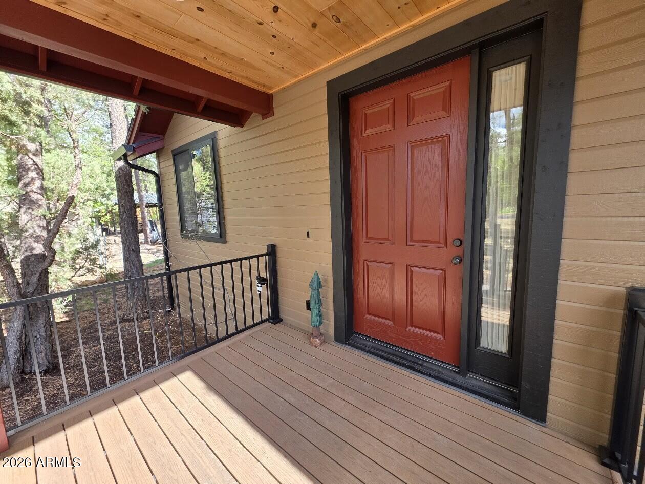 PINETOP ESTATES LOT 12 - Residential