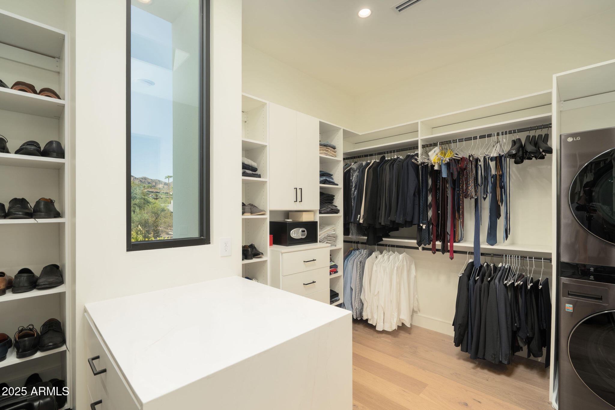 SHORT HILLS - Residential