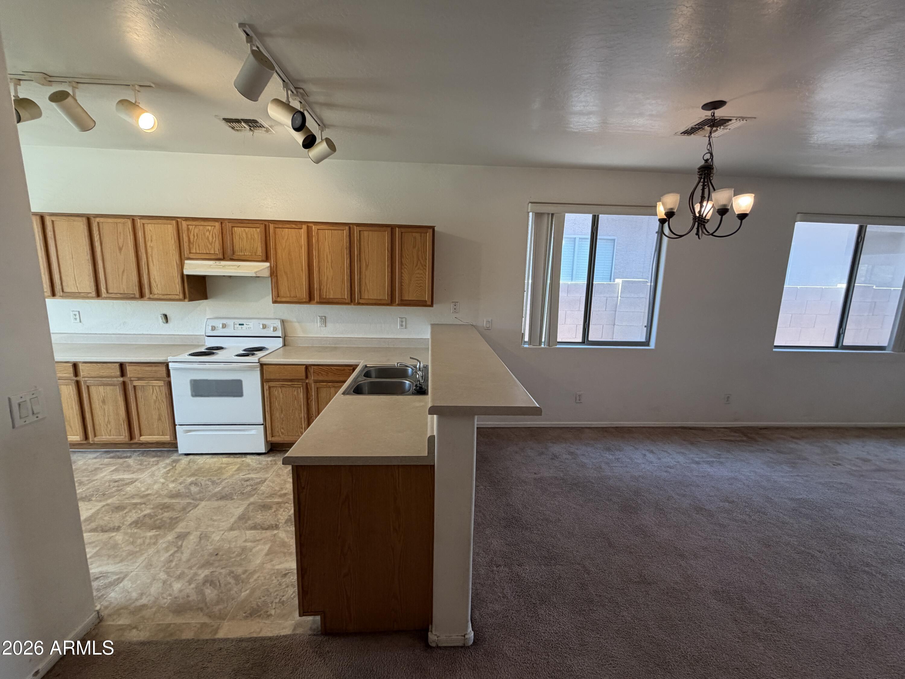 TRAILS AT AMBER RIDGE - Residential Lease