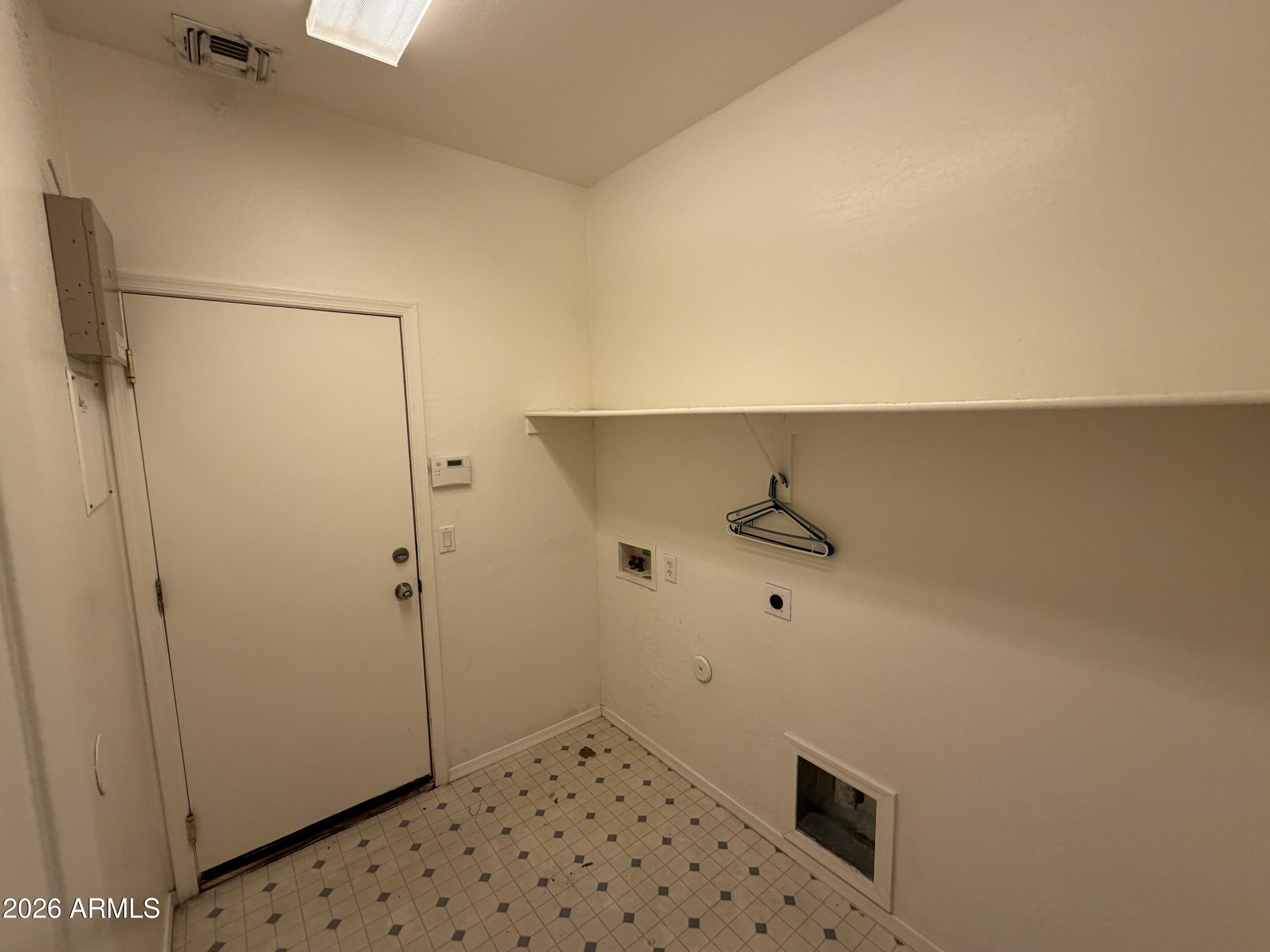 TRAILS AT AMBER RIDGE - Residential Lease