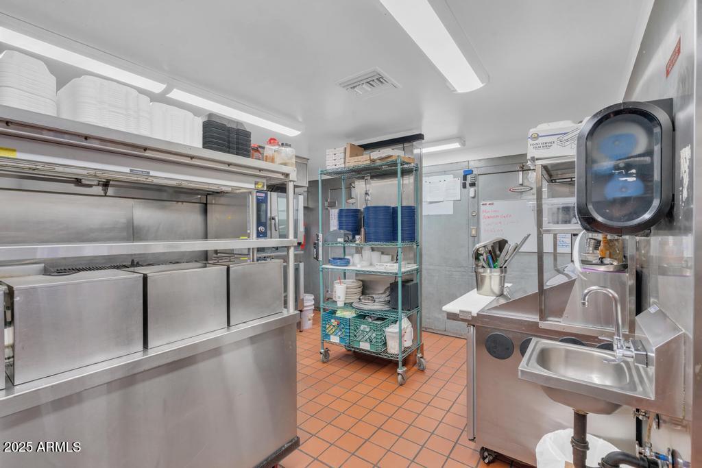 WILLCOX - Commercial Sale