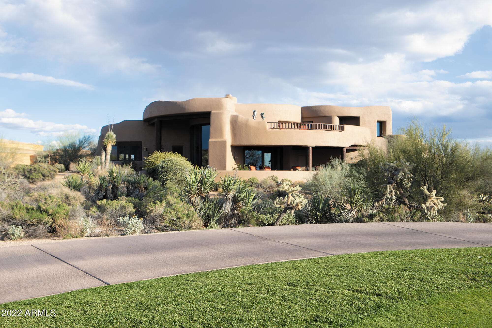 DESERT MOUNTAIN PHASE 1 UNIT 2 LOT 206-335 TR A - Residential