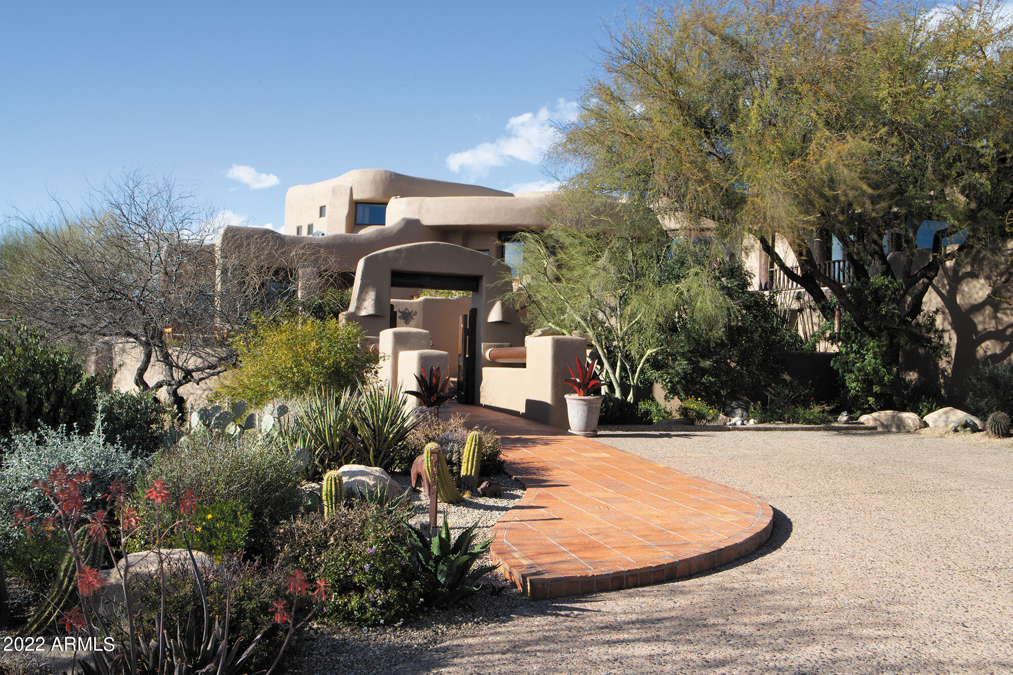 DESERT MOUNTAIN PHASE 1 UNIT 2 LOT 206-335 TR A - Residential