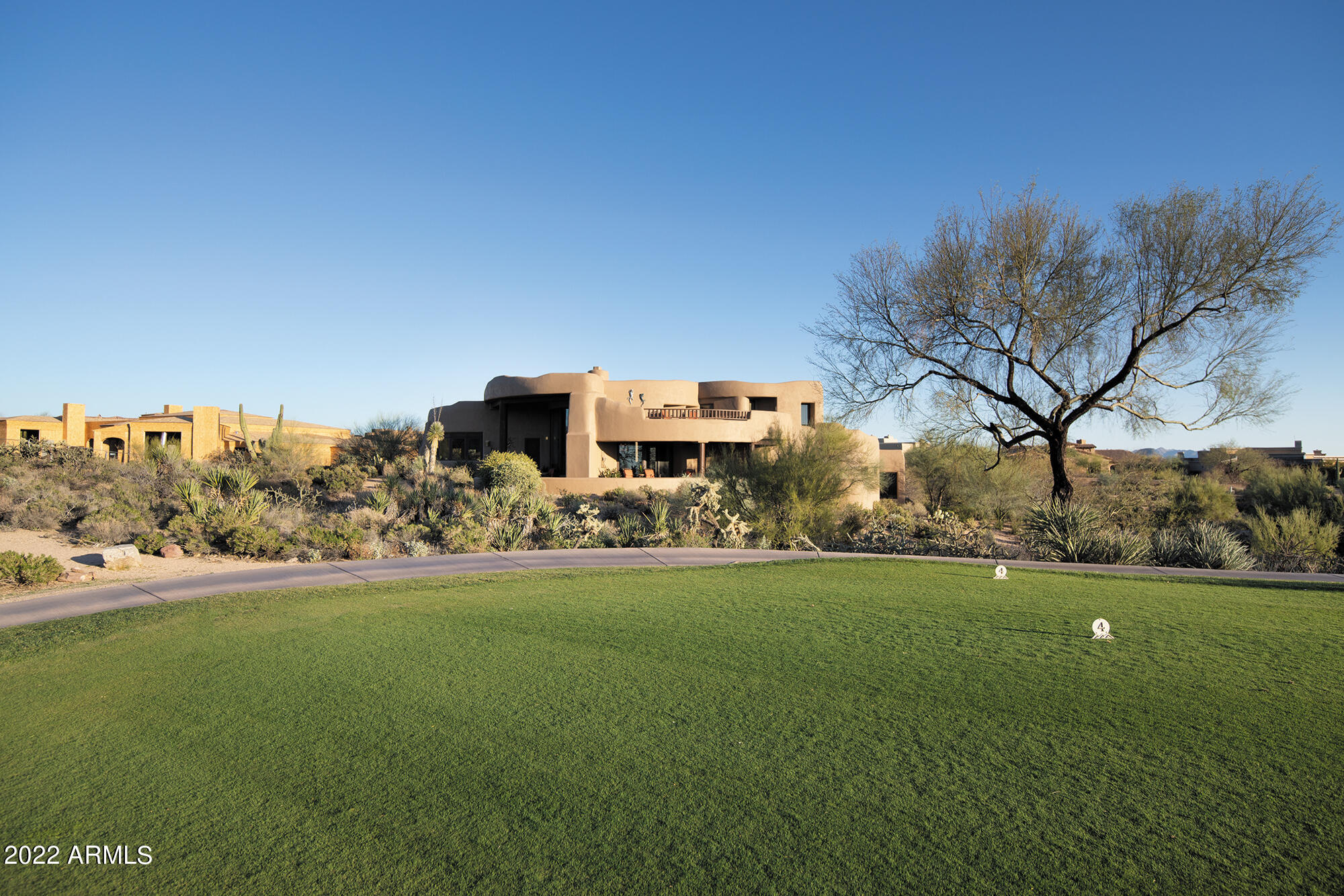 DESERT MOUNTAIN PHASE 1 UNIT 2 LOT 206-335 TR A - Residential