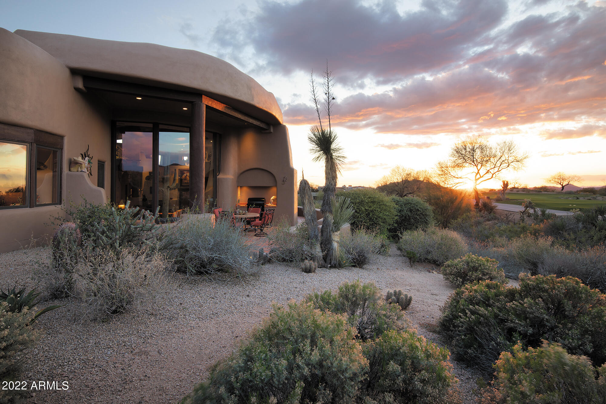DESERT MOUNTAIN PHASE 1 UNIT 2 LOT 206-335 TR A - Residential